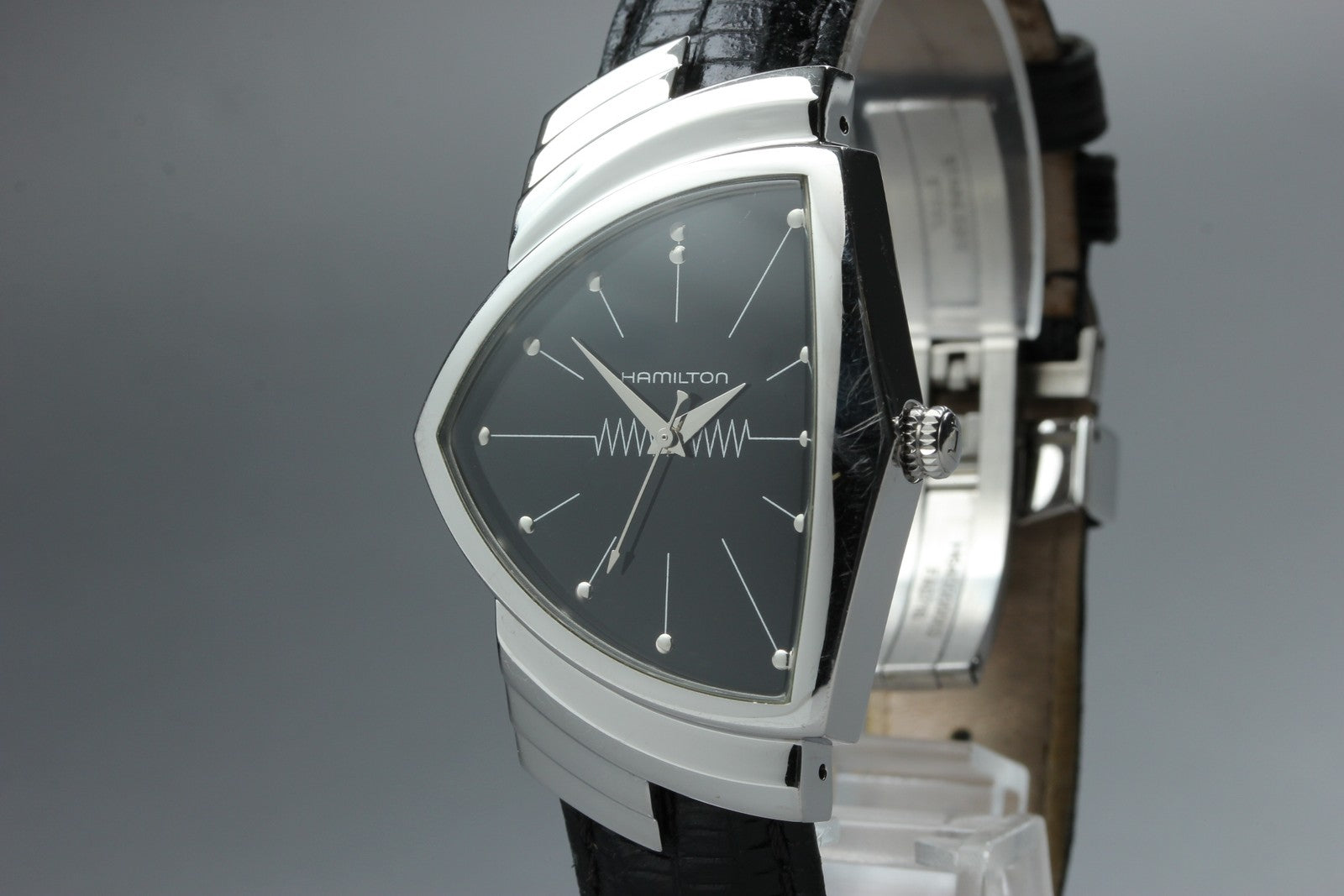 HAMILTON Ventura H244112 32mm Quartz Black Silver Men's Watch [Near MINT]