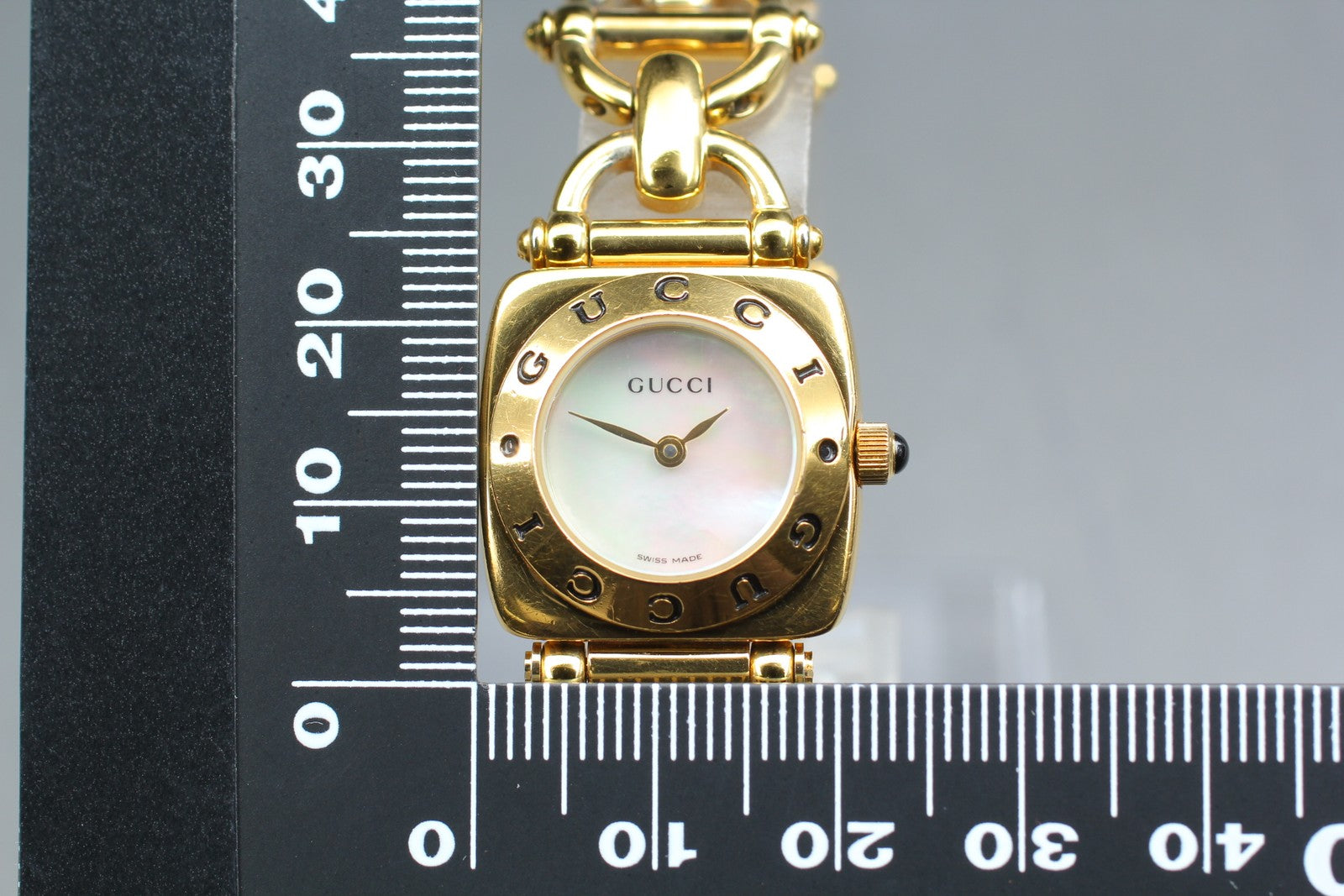 Vintage [Exc+5] GUCCI Horsebit 6400L White Dial Gold 20mm Woman's Quartz Watch