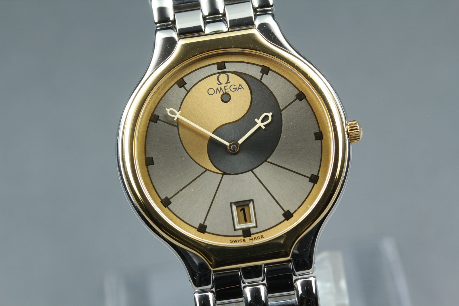New Batt Vintage OMEGA De Ville symbol Cal.1436 Quartz Women's Watch 31mm JAPAN