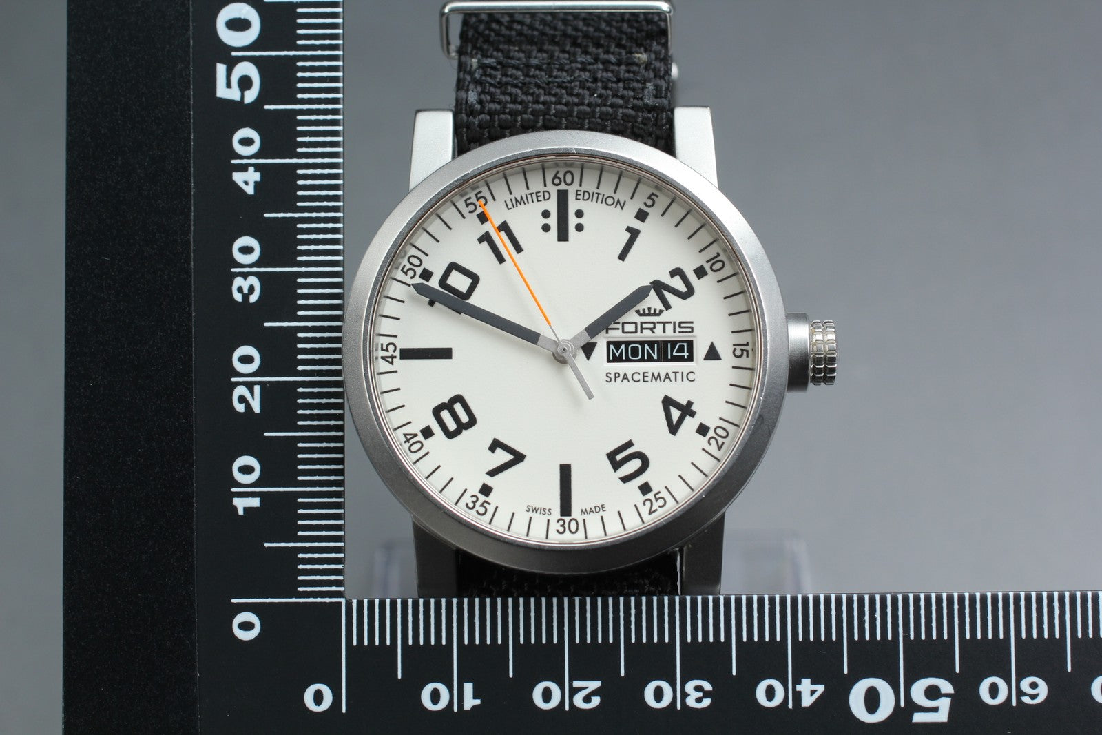 FORTIS Spacematic 623.22.158.1 Limited Edition Automatic Men's Watch 40mm JAPAN
