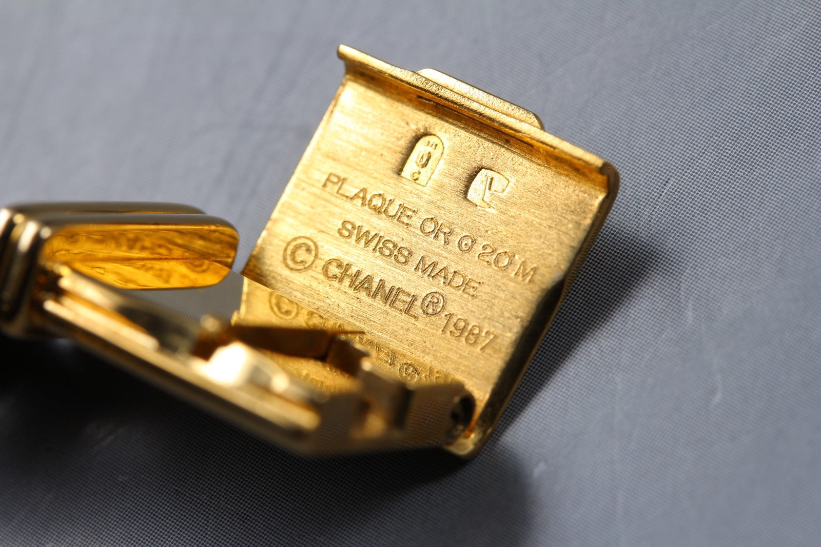 [Exc+5] CHANEL Premiere L Size Black Dial Gold 20mm Quartz Women’s Watch