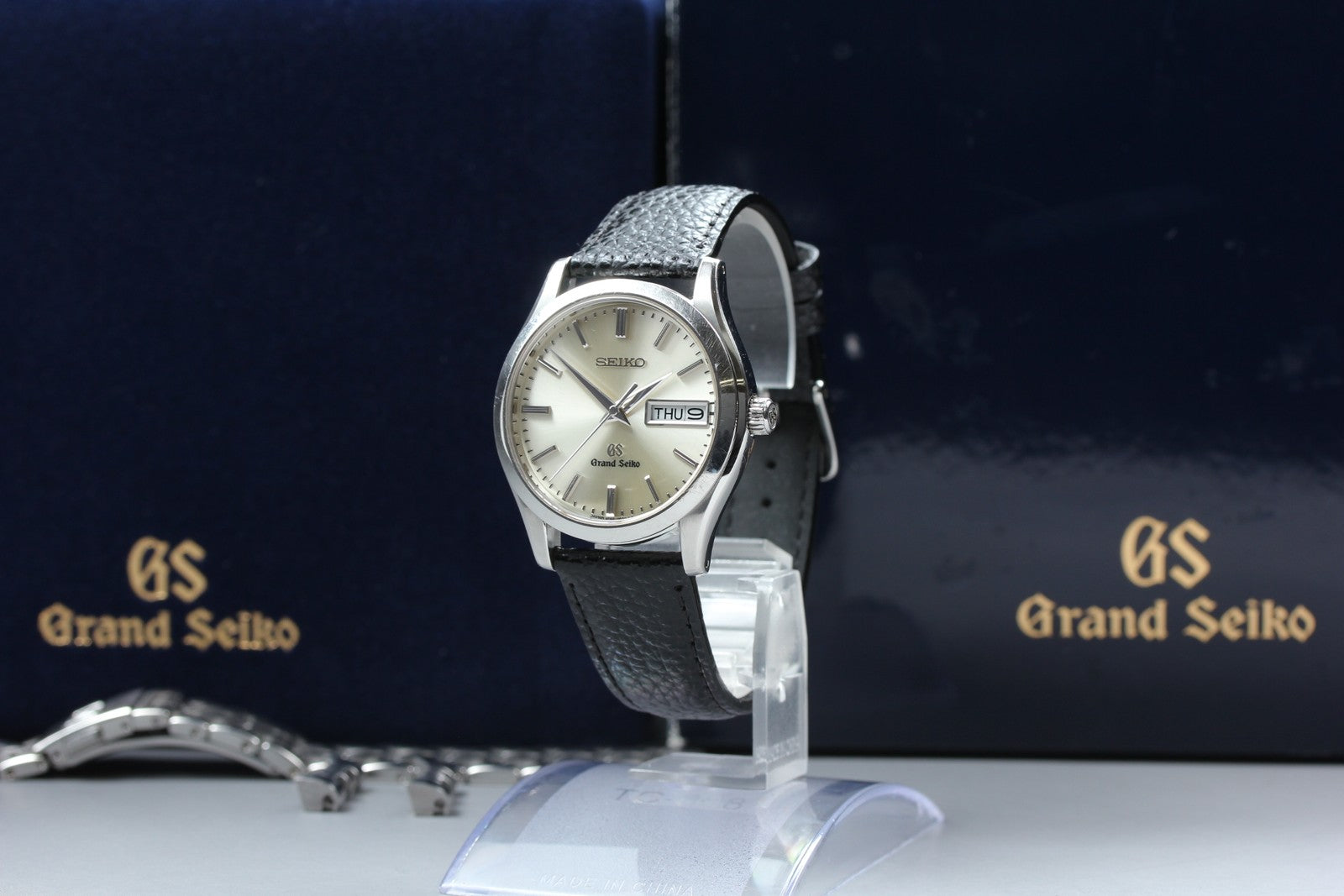 Grand Seiko GS 9F83-0AB0 SBGT015 Champagne 37mm Quartz Men's Watch JAPAN [Box]