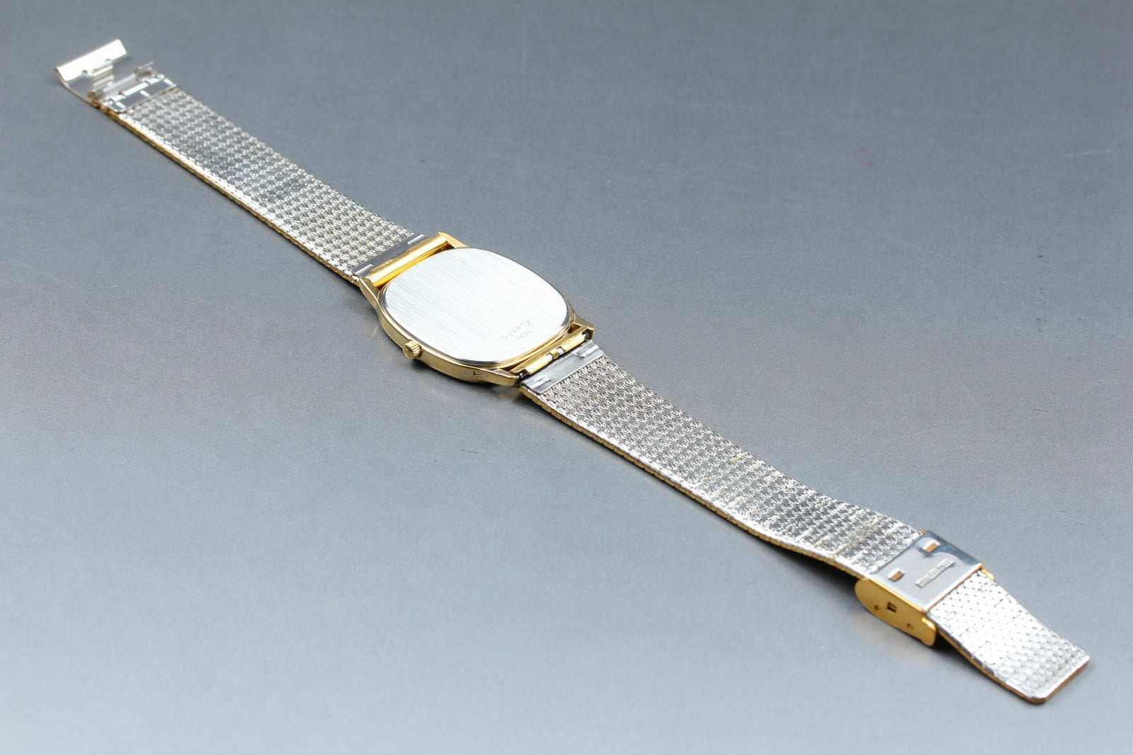 [Exc+5 Box] Omega De Ville 191.0220 Cal.1434 28mm Gold Dial Quartz Men's Watch