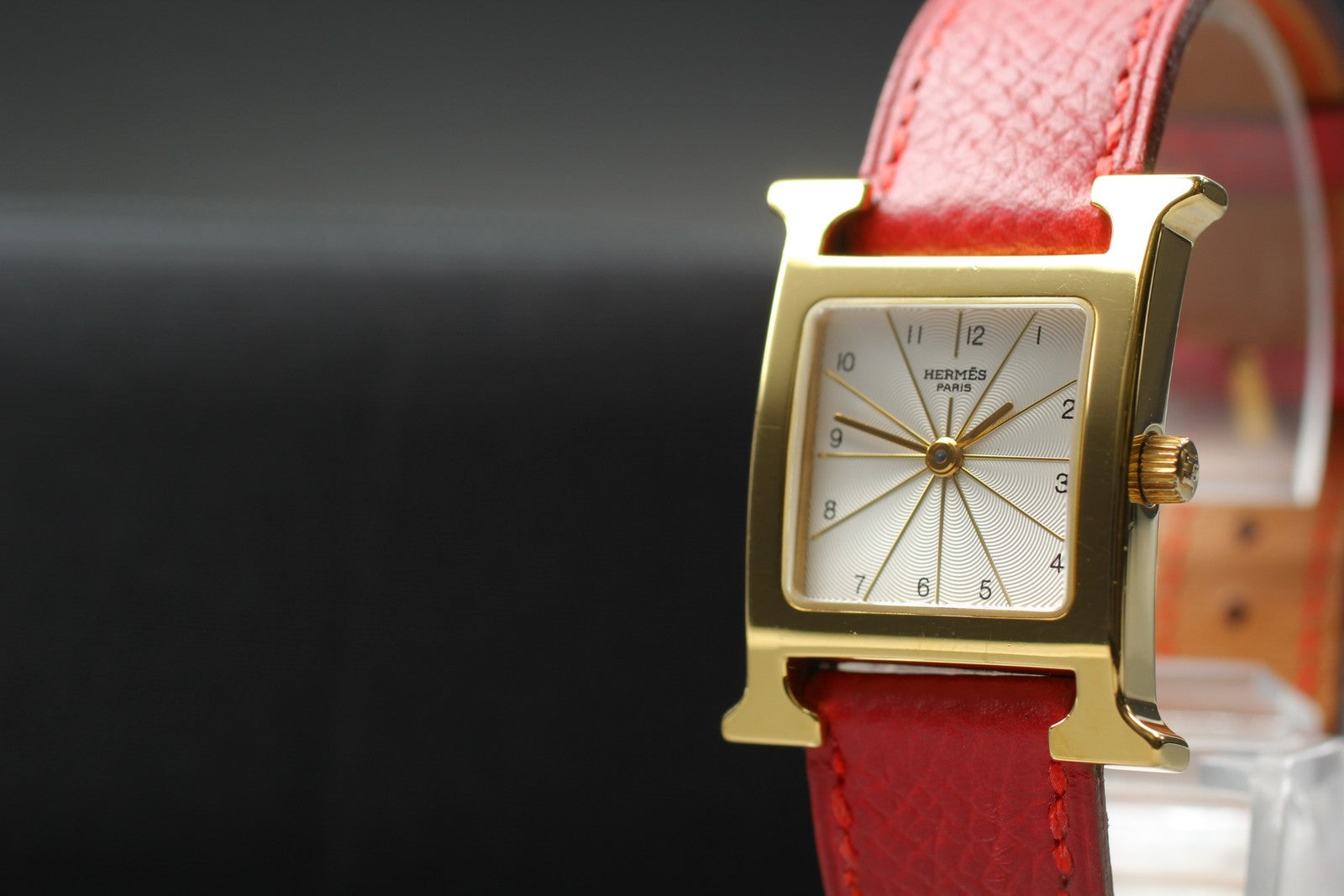 [Exc+5] HERMES H Watch HH1.201 Gold Red "B" 21mm Woman's Watch Quartz From JAPAN