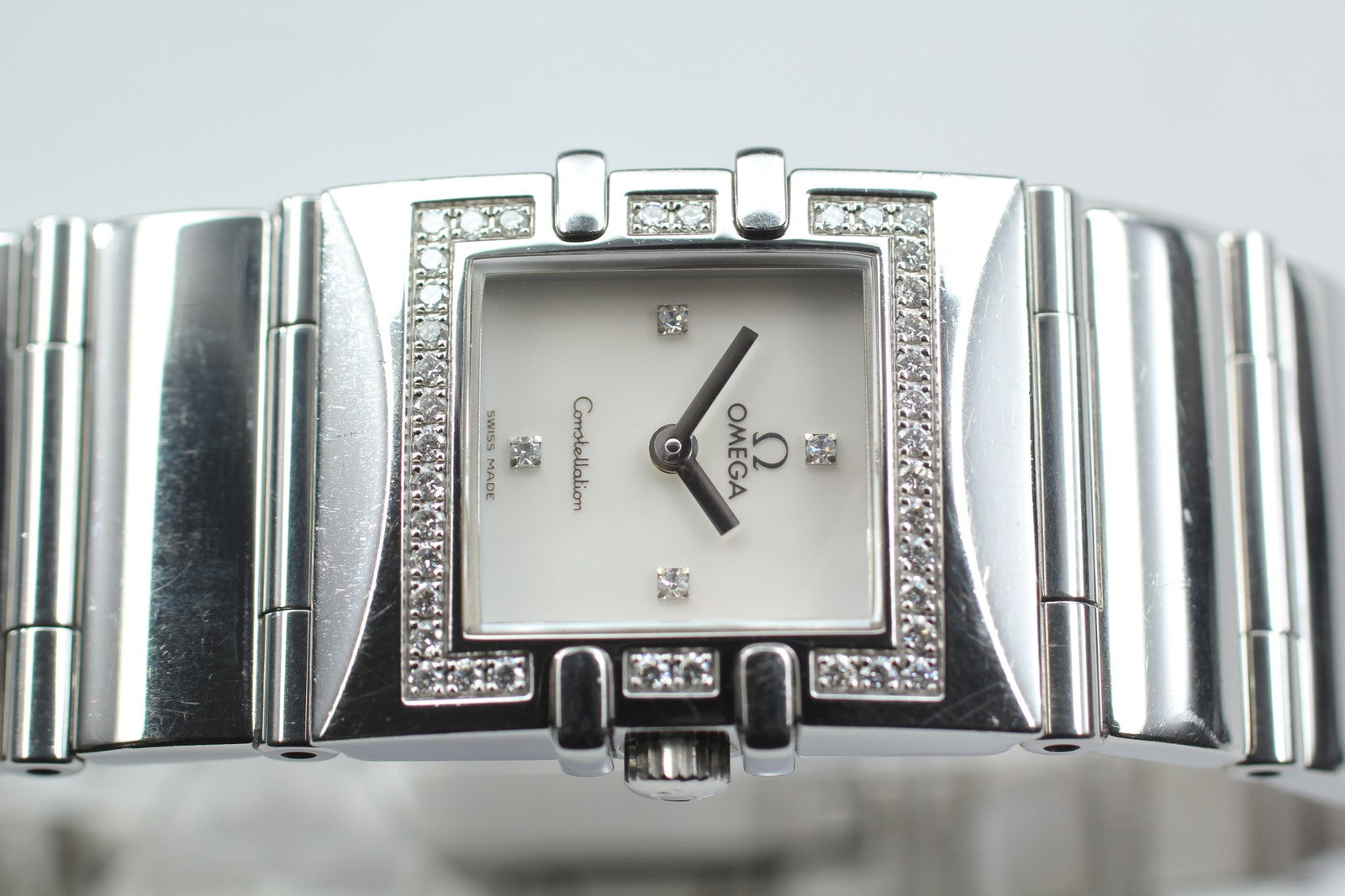 OMEGA Constellation QUADRA 1528.36 1376 Diamond Bezel Women's Quartz Watch