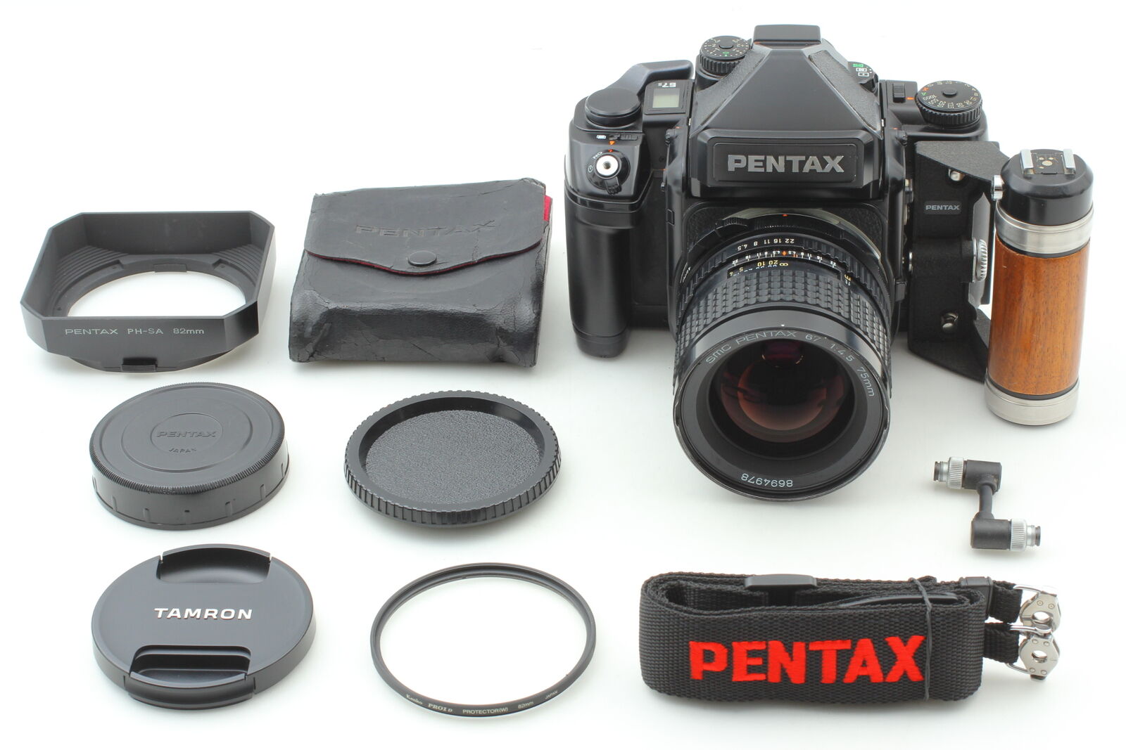 [Exc+5 w/Strap Grip] Pentax 67II Film Camera + 75mm f4.5 Lens AE From JAPAN