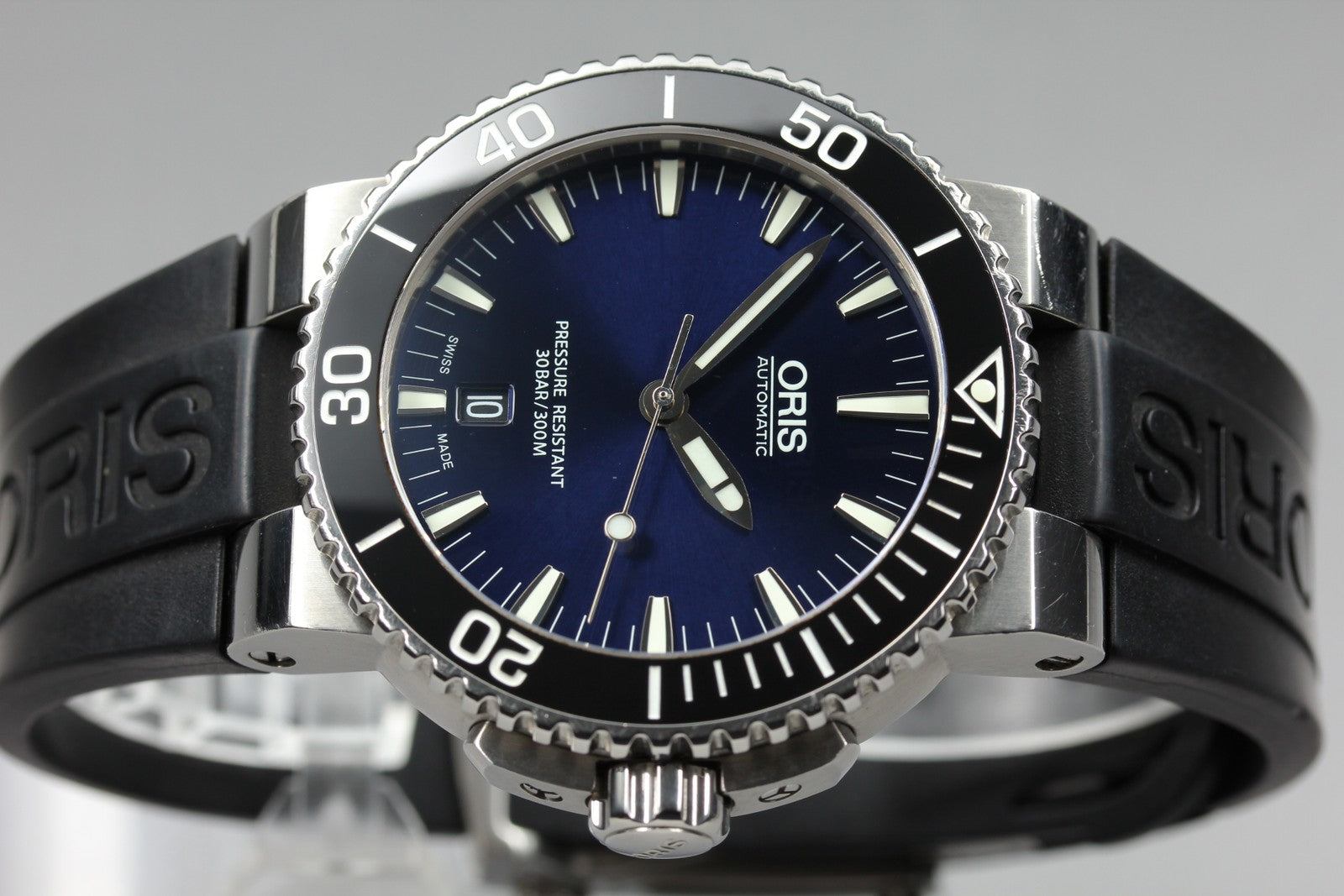 ORIS Aquis 7653 Date Automatic Blue Dial Men's Watch 43mm JAPAN