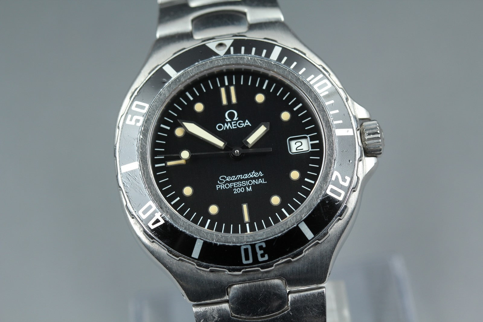 New Batt Vintage OMEGA seamaster Professional 200m Quartz Black Men's Watch 36mm