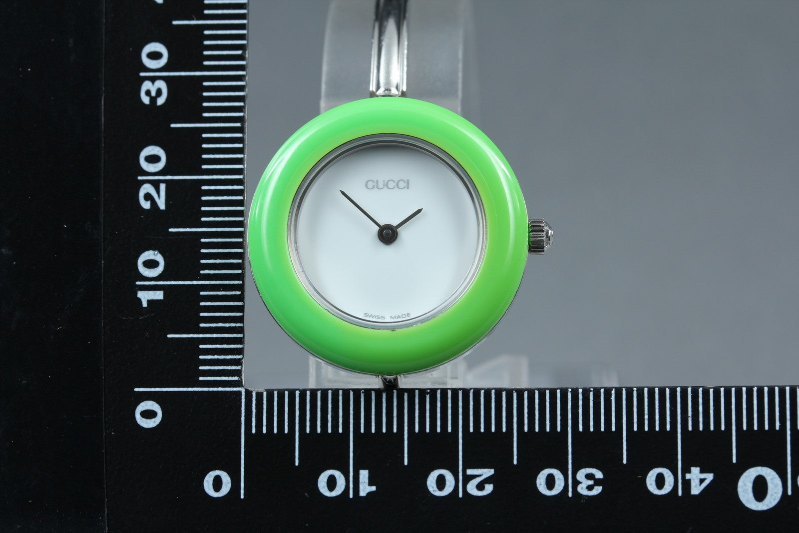 Vintage Gucci Change Bezel 11/12.2L Light Green Bezel Silver Women's Qz Watch