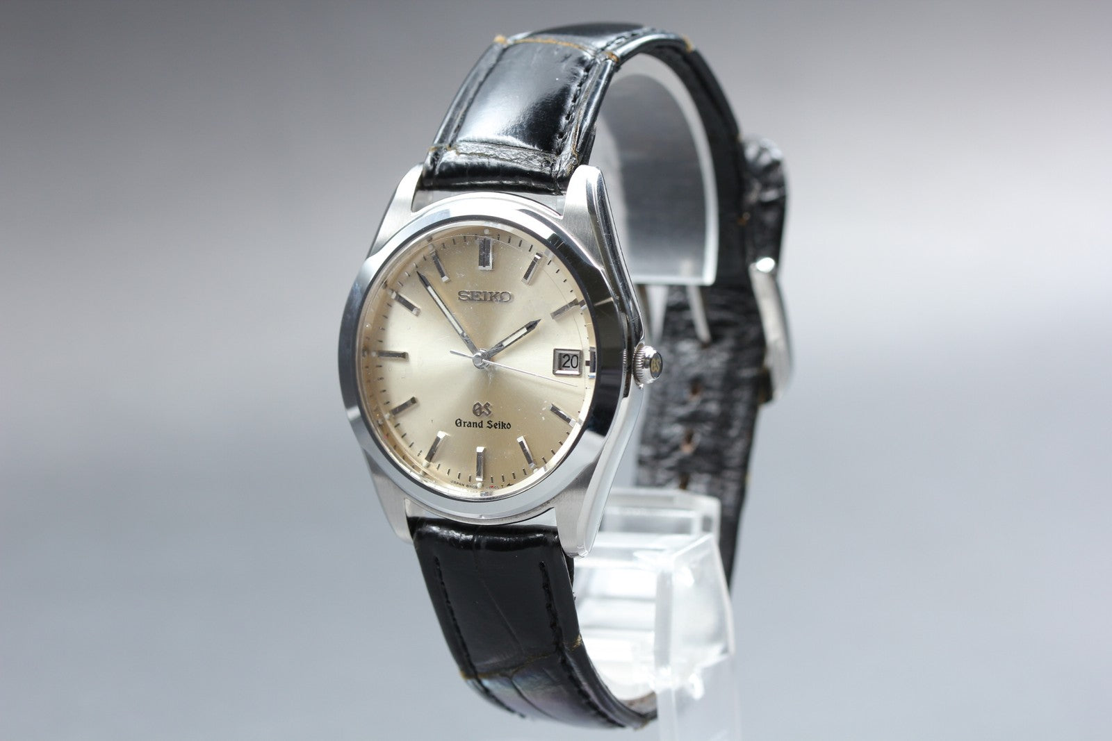 Vintage SEIKO Grand Seiko 8N65-8000 Quartz Men's Watch 36mm JAPAN Box