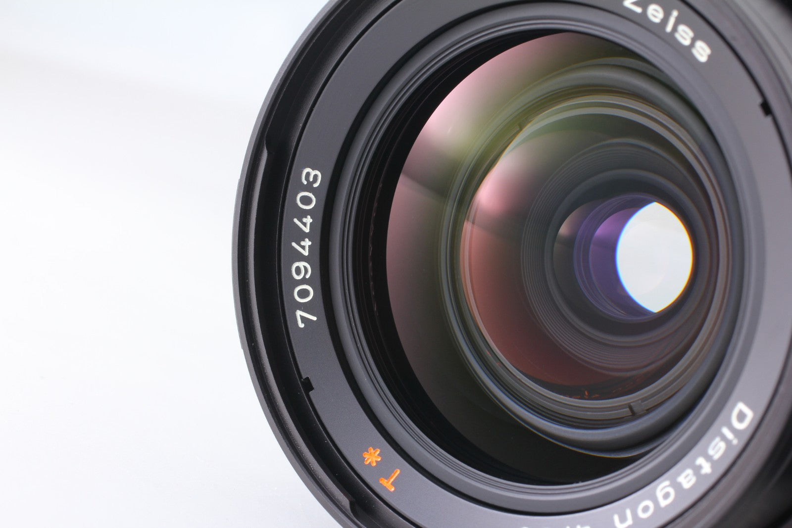 [MINT] Hasselblad Carl Zeiss Distagon 50mm f4  CF T* FLE Lens for V Series JAPAN