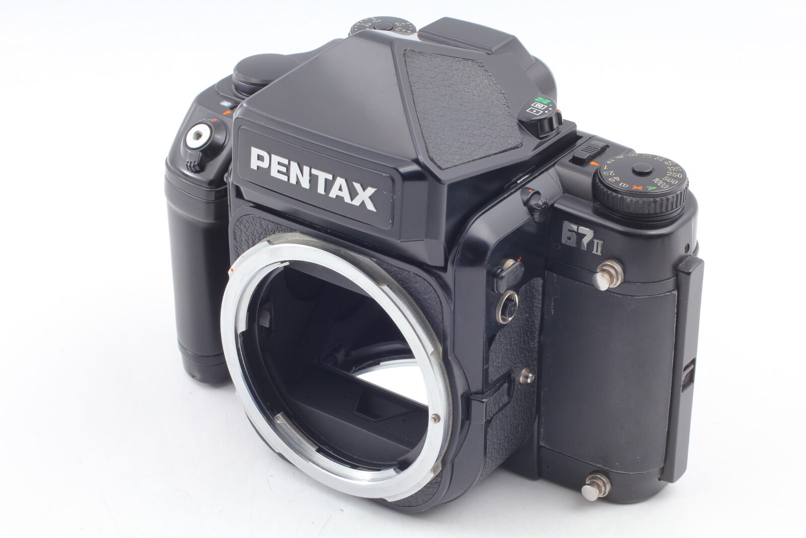 [Exc+5 w/Strap Grip] Pentax 67II Film Camera + 75mm f4.5 Lens AE From JAPAN