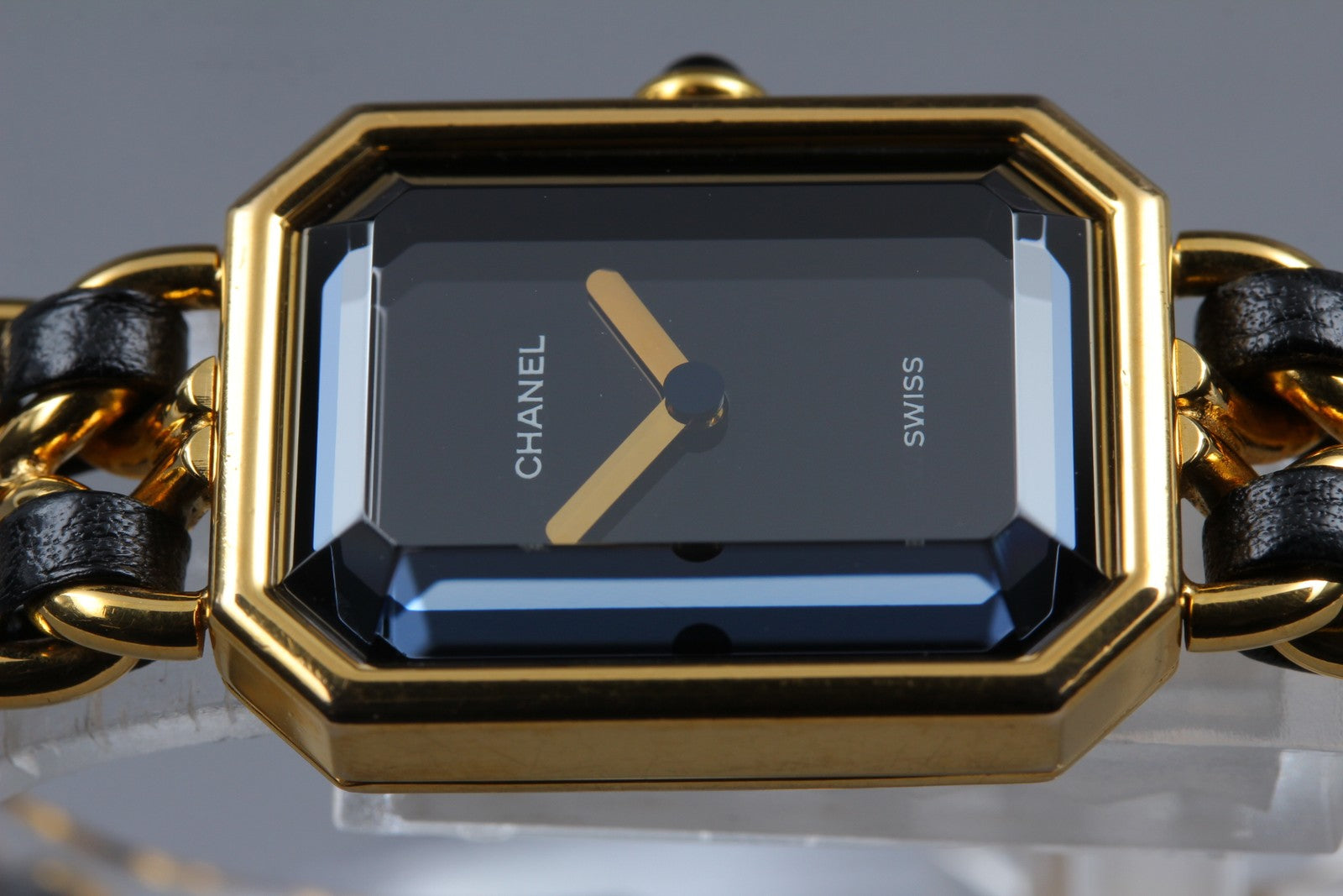 [Exc+5] CHANEL Premiere L Size Black Dial Gold 20mm Quartz Women’s Watch