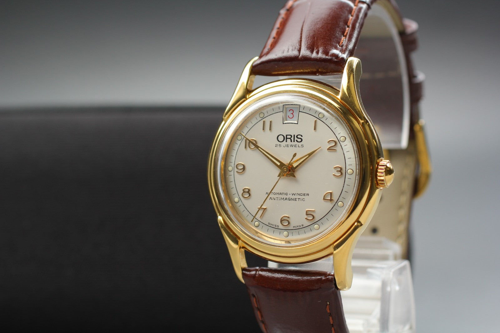 Vintage ORIS 7317 Automatic Date Gold Men's Watch 33mm JAPAN