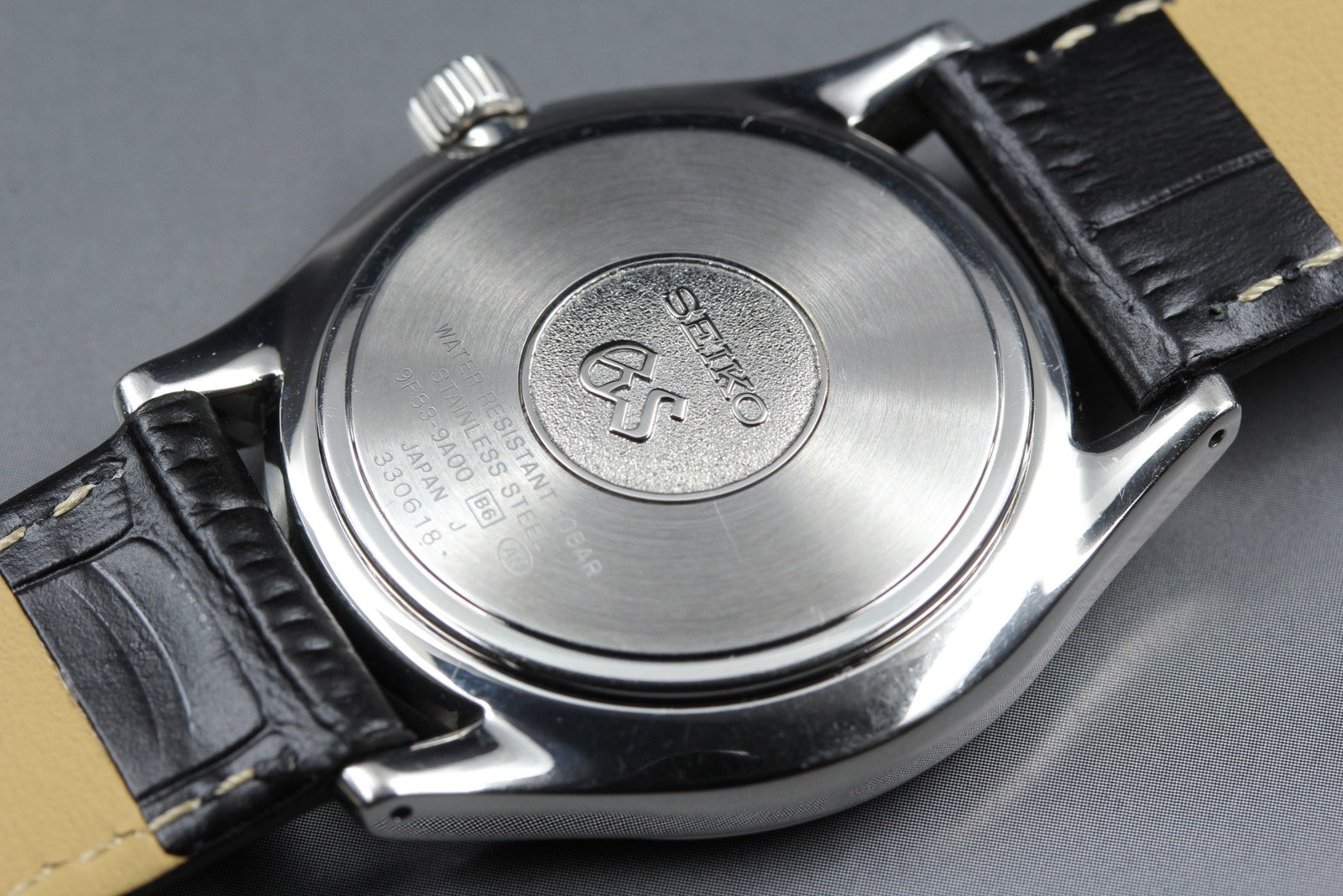 GRAND SEIKO 9F83-9A00 GS 36mm Silver White Day/Date Quartz Men's Watch JAPAN