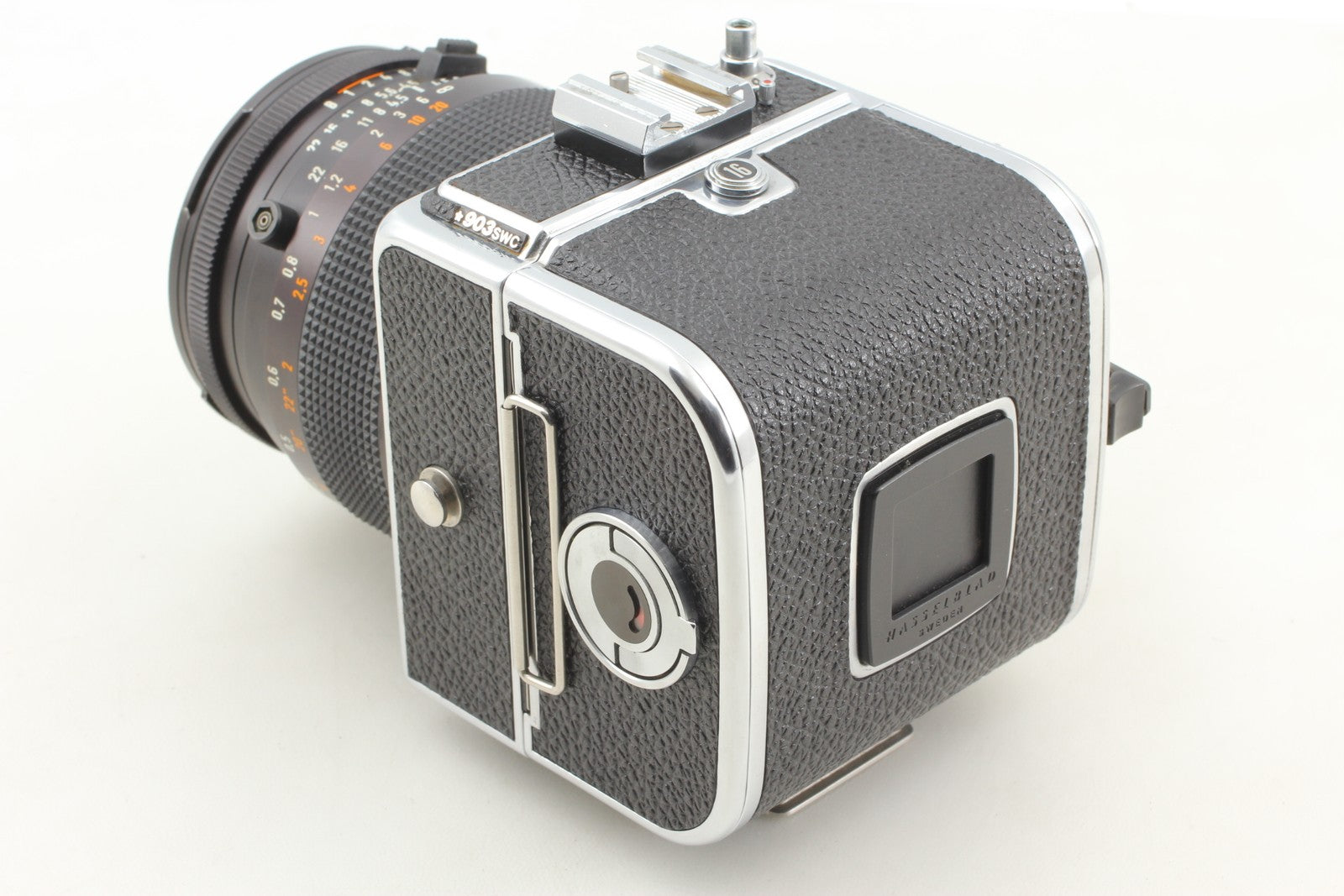New Leather [MINT w/Finder] Hasselblad 903 SWC Film Camera A16 6x4.5 120 JAPAN