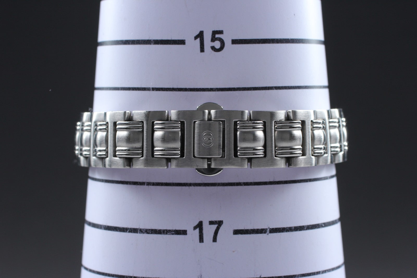 Vintage [Near MINT- Box] Gucci 9040L Black Dial Silver Women’s Quartz Watch