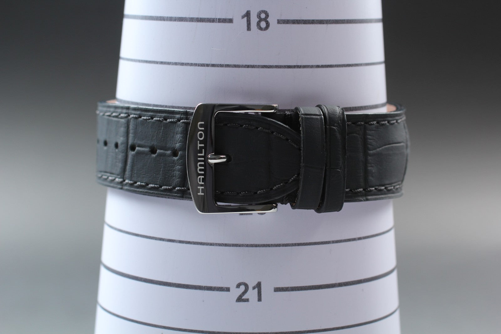 Hamilton H135190 American Classic Bolton Mechanical 33mm Men's Watch [w/Box]