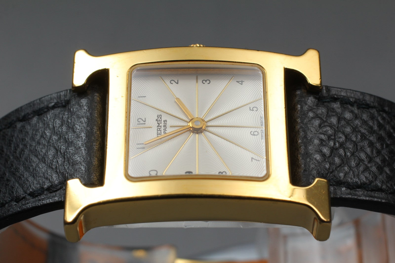 [Exc+5] HERMES H Watch HH1.201 Gold Black "N" 21mm Woman's Watch Quartz JAPAN