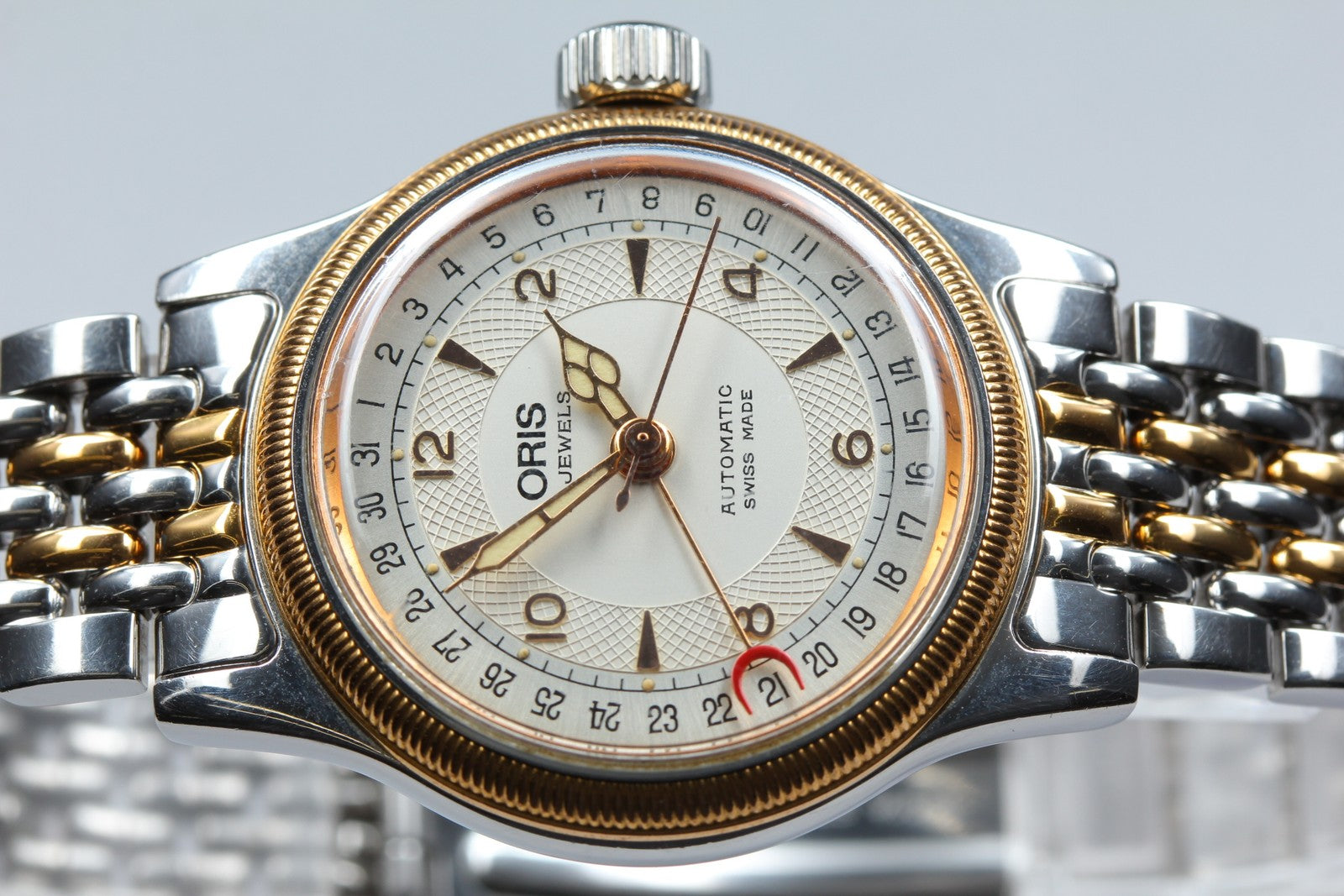 Vintage ORIS Big Crown Pointer Date 7400B Silver Automatic Unisex Watch 32mm JP
