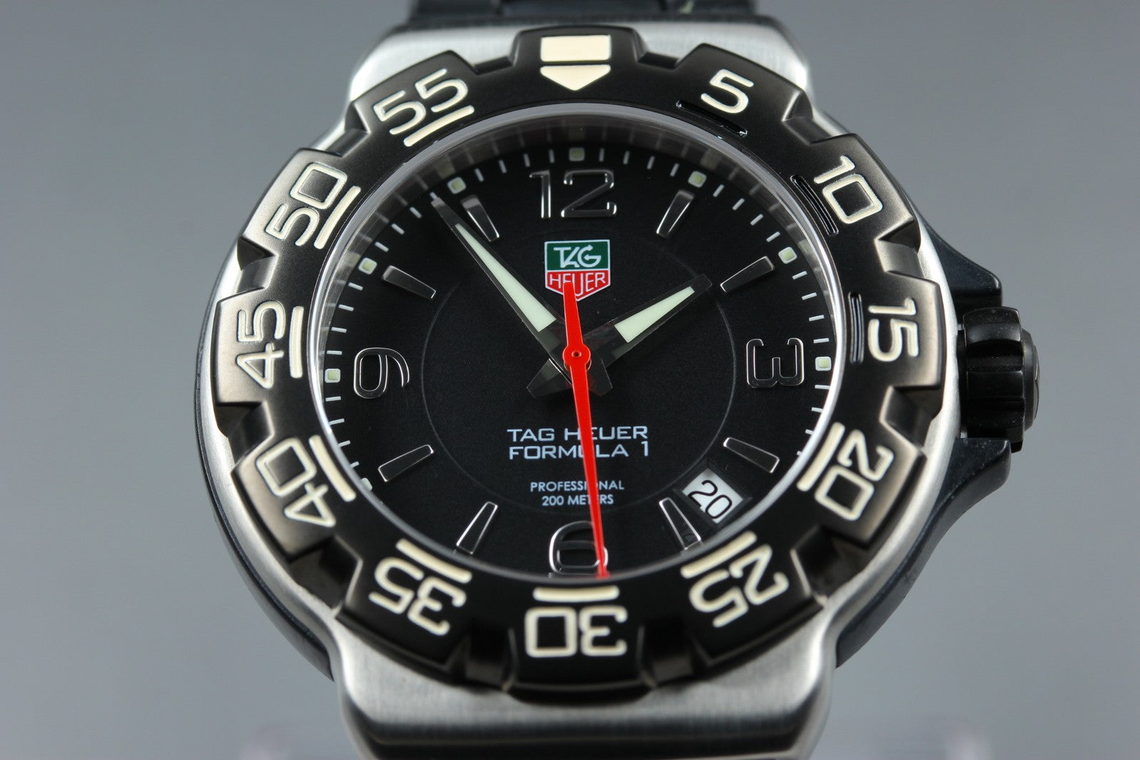 New Batt TAG HEUER Formula 1 WAC1110-0 Quartz Black Men's Watch 40mm JAPAN Box