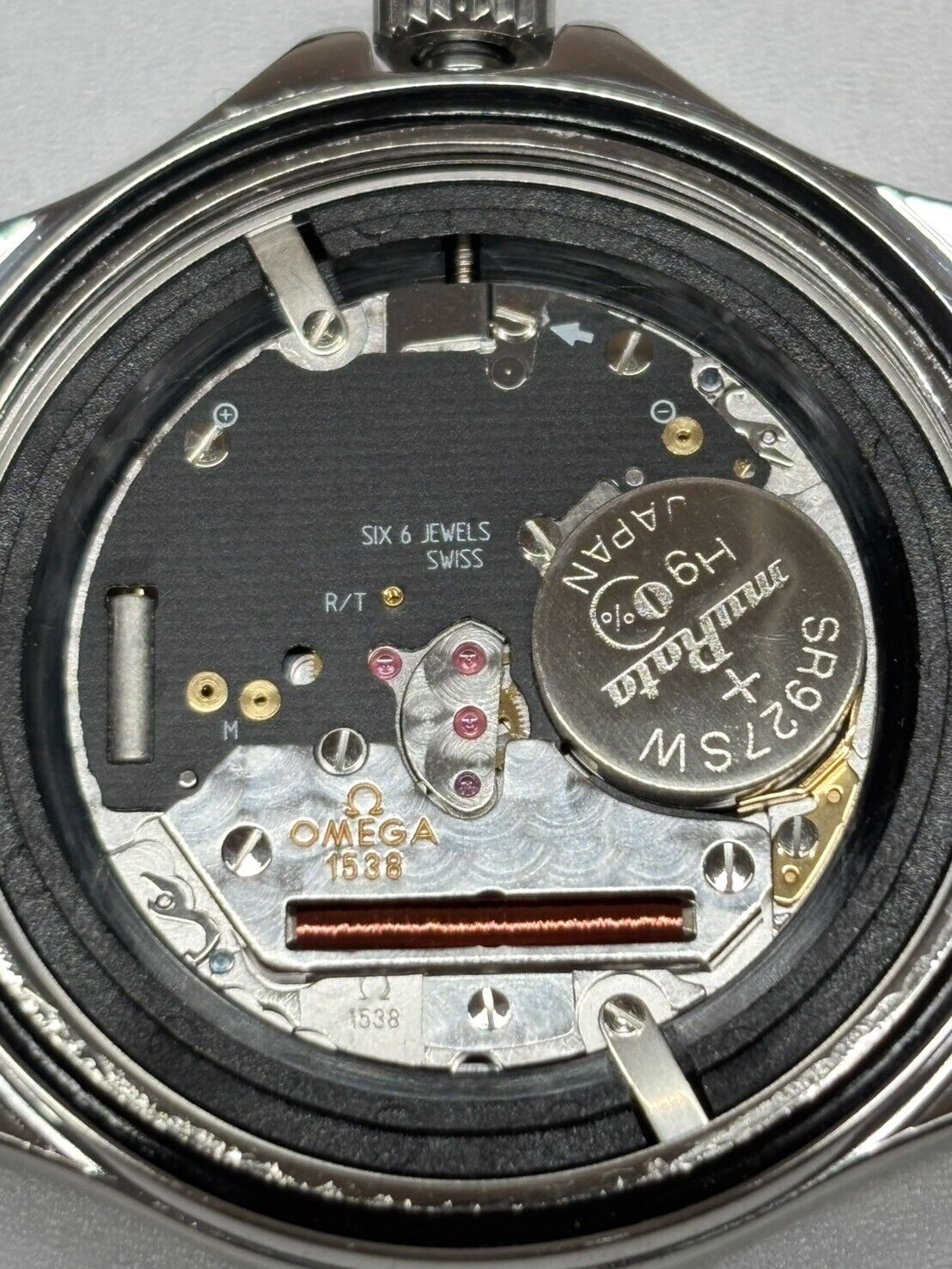 5680300