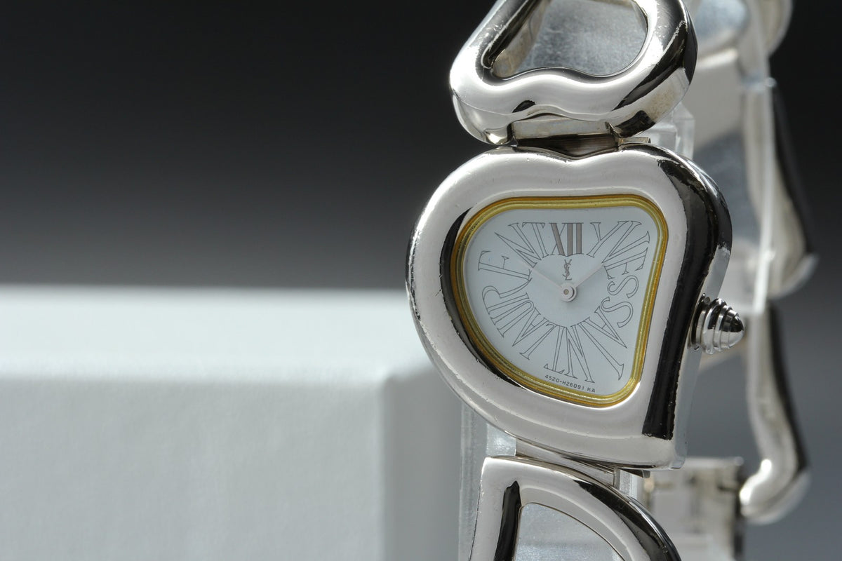 Yves Saint Laurent Heart Silver 4520-H15556 24mm Women's Watch Quartz Vintage