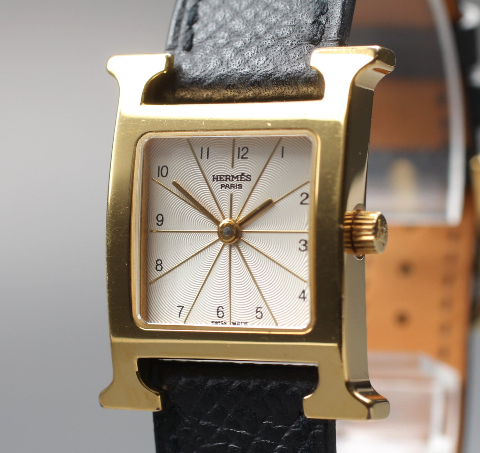 [Exc+5] HERMES H Watch HH1.201 Gold Black "N" 21mm Woman's Watch Quartz JAPAN