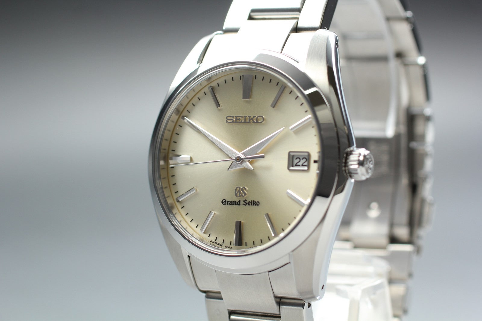 [Near MINT-] Grand Seiko GS 9F62-0AB0 SBGX063 Champagne Quartz Men's Watch JAPAN