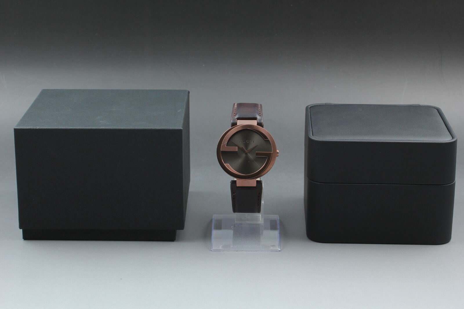 New Battery [Exc+5] GUCCI Interlocking 133.2 Black Bronze Men's Qz Watch JAPAN