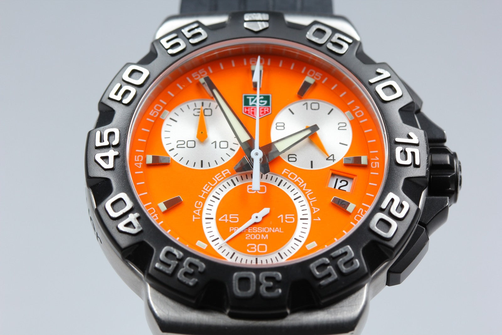 TAG Heuer Formula 1 CAH1113 Quartz Orange Chronograph Men's Watch 40mm JAPAN