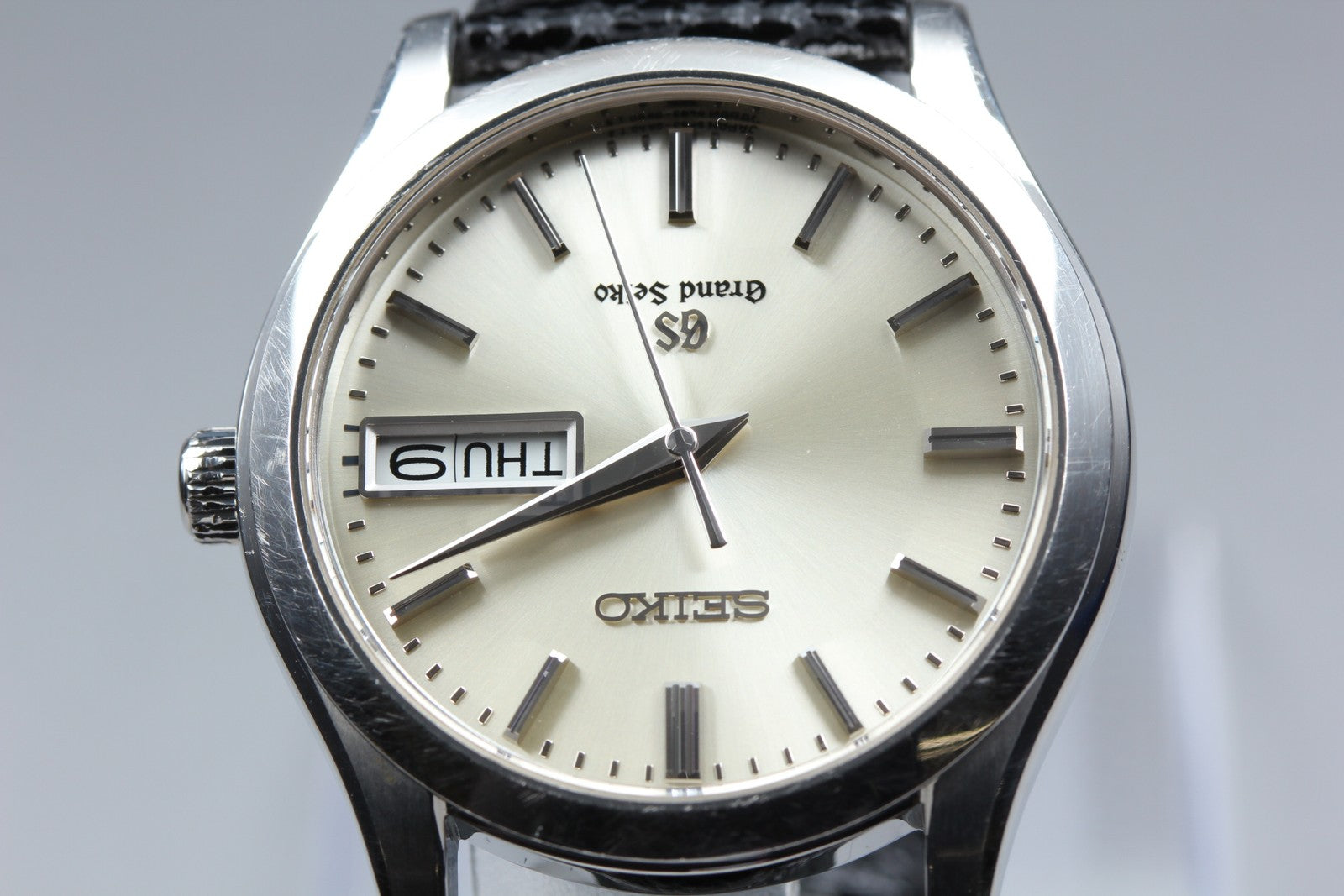 Grand Seiko GS 9F83-0AB0 SBGT015 Champagne 37mm Quartz Men's Watch JAPAN [Box]