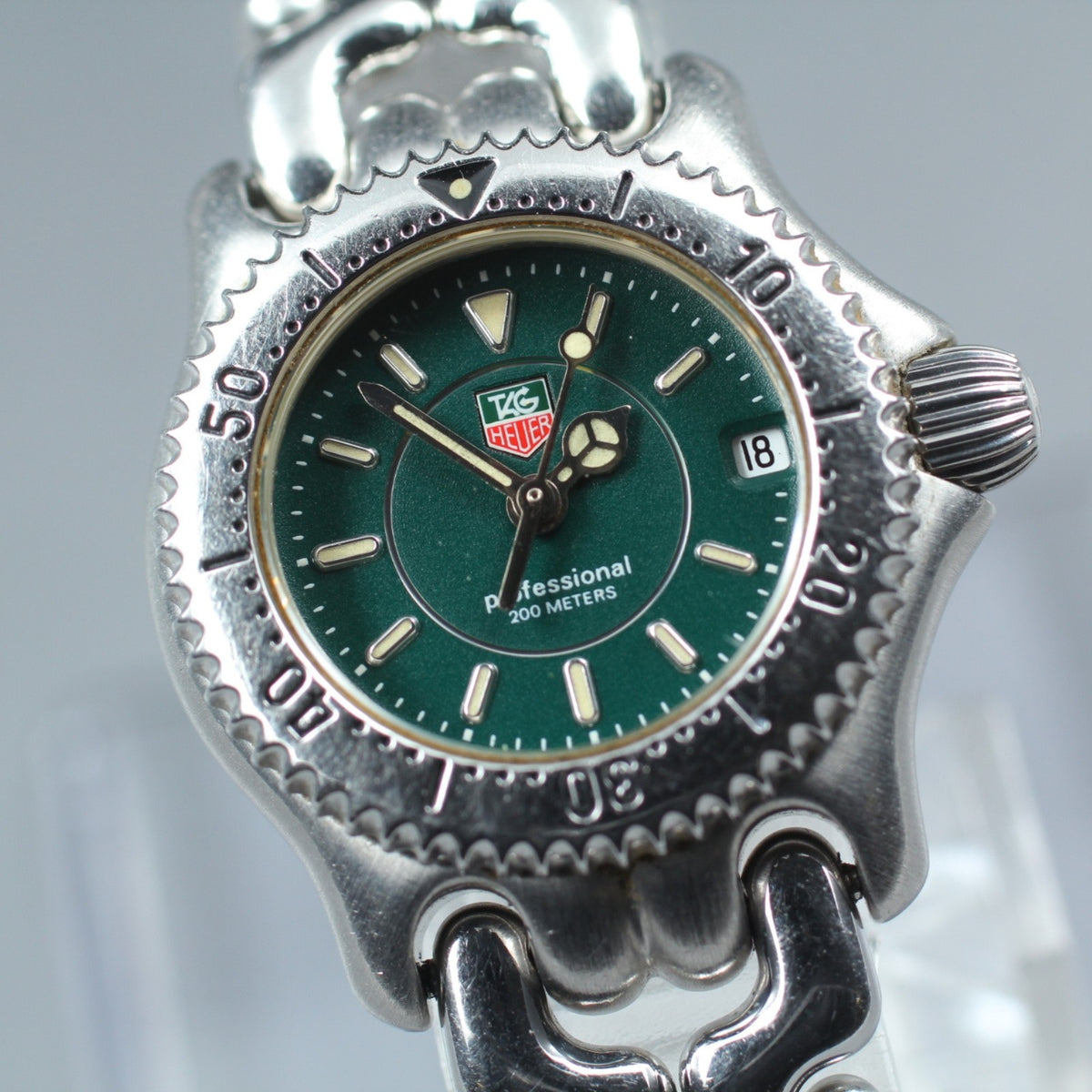 TAG Heuer SEL Professional 200M WG1419 Green Quartz Women's Watch 23mm JAPAN