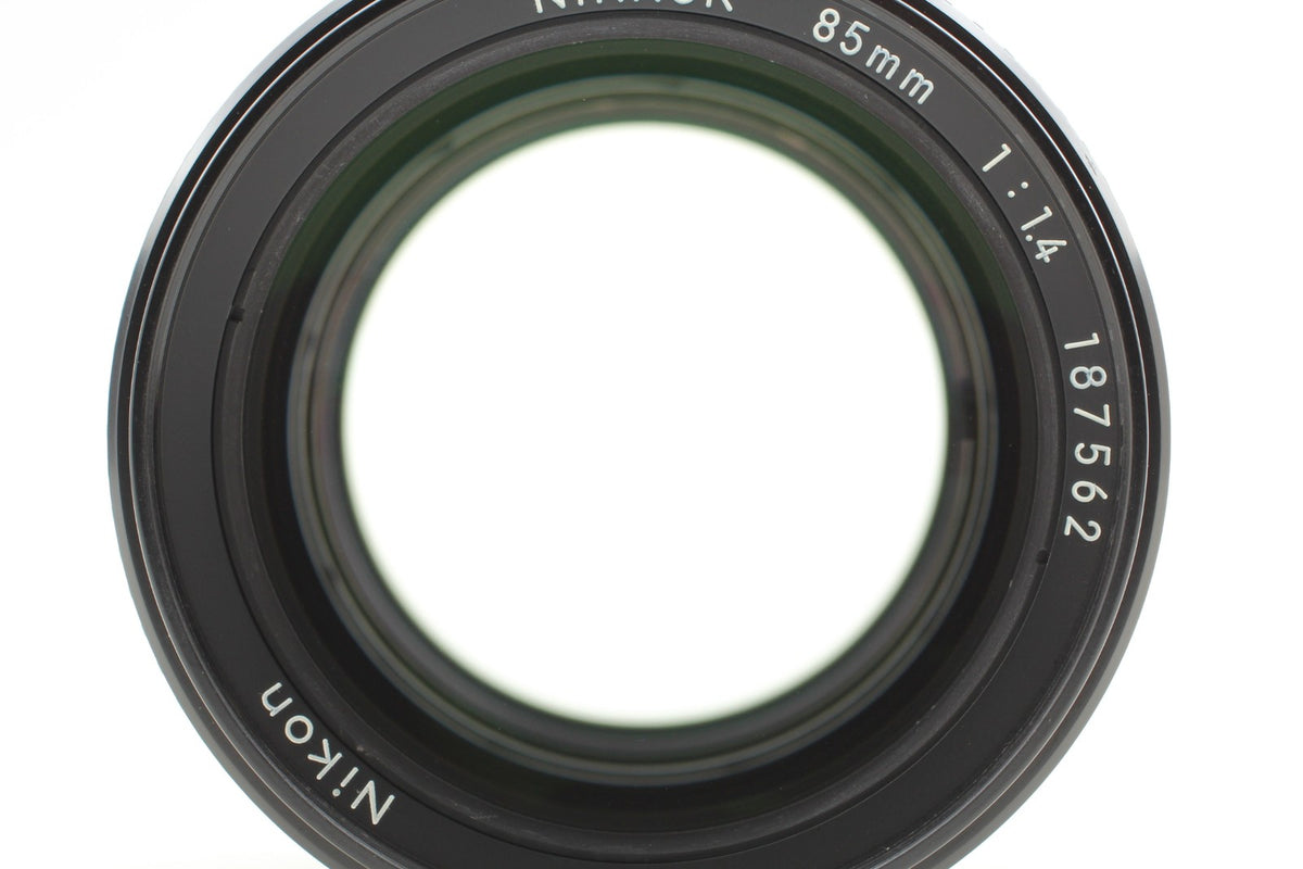 Pro Cleaned [MINT] SIC SN187xxx Nikon Ai-s Ais Nikkor 85mm f1.4 Lens JAPAN