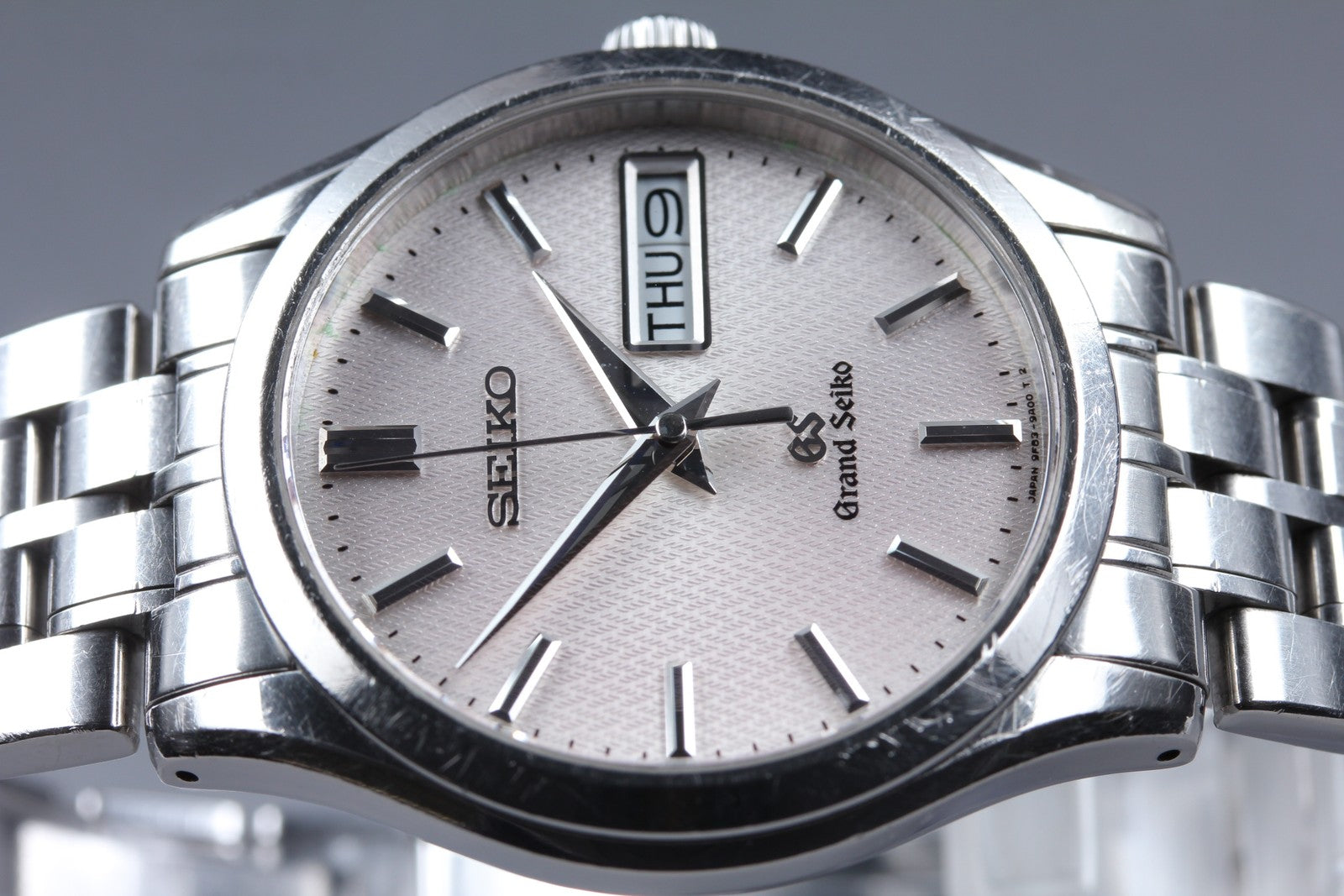 [Exc+4 Box] GRAND SEIKO 9F83-9A00 GS 36mm Silver White Day Date Qz Men's Watch