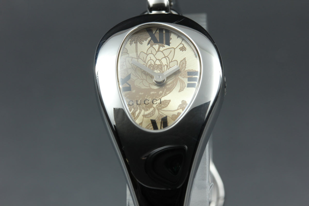 GUCCI 103 Champagne Floral Dial Silver Quartz 21 mm Bangle Women's Watch