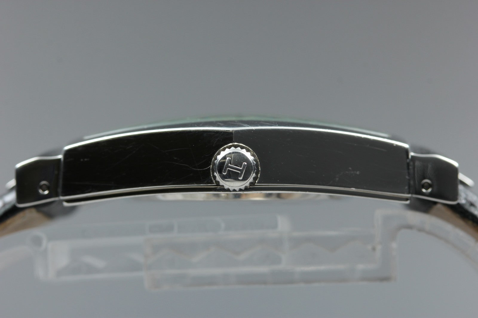 HAMILTON Ventura H244112 32mm Quartz Black Silver Men's Watch [Near MINT]