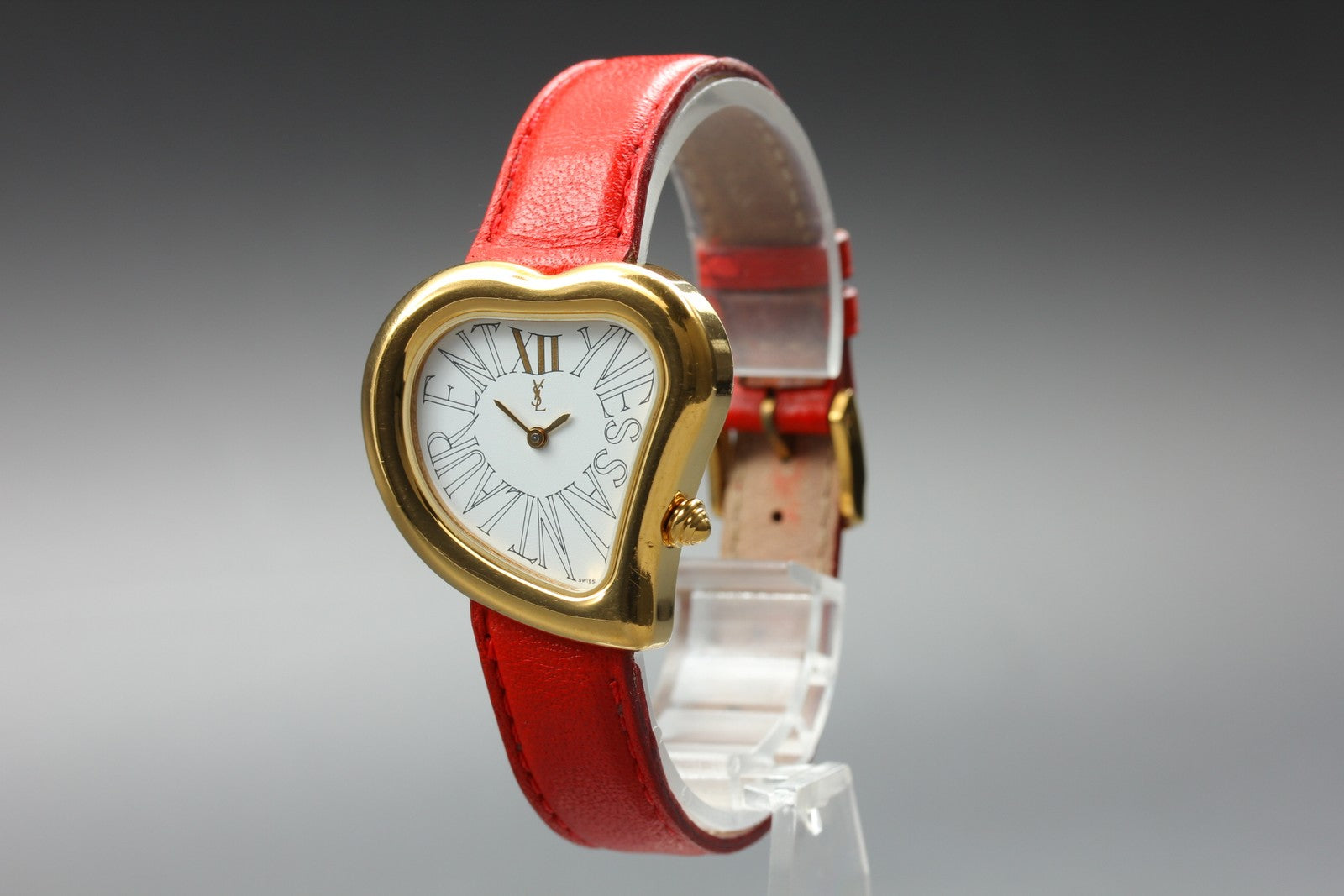 Vintage Yves Saint Laurent Heart Gold Red Leather 30mm Women's Watch Quartz