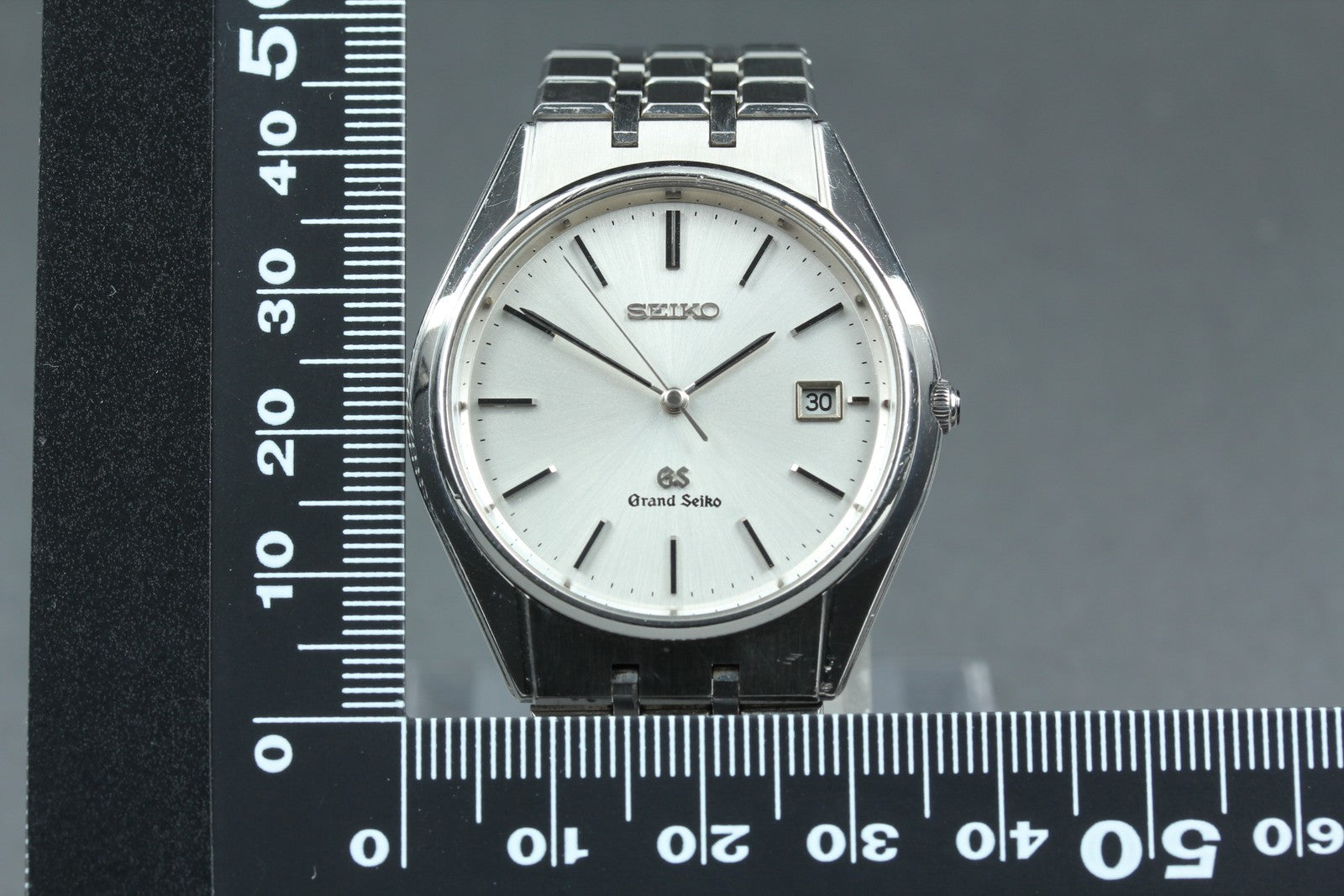 New Batt GRAND SEIKO 9587-8000 SBGS003 Silver Quartz Date Boy's Watch 36mm JAPAN