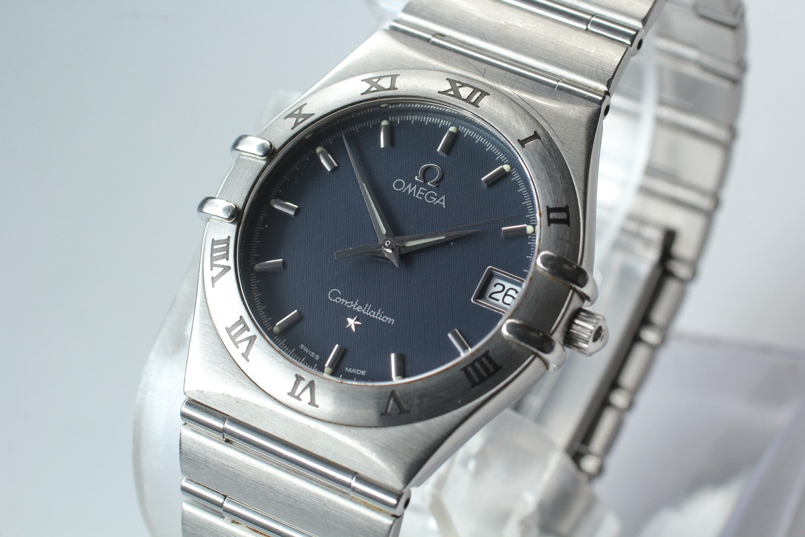 New Batt Vintage OMEGA Constellation Cal.1512 Quartz Men's Watch 33mm From JAPAN