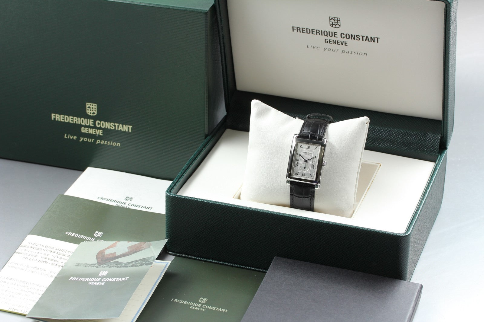 Frederique Constant FC-200/235XC25/6 26mm Silver Black Men's Quartz Watch [Box]
