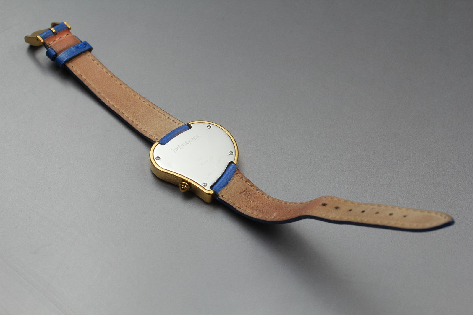 [Exc+5] Yves Saint Laurent Heart Gold Blue 30mm Women's Watch Quartz JAPAN
