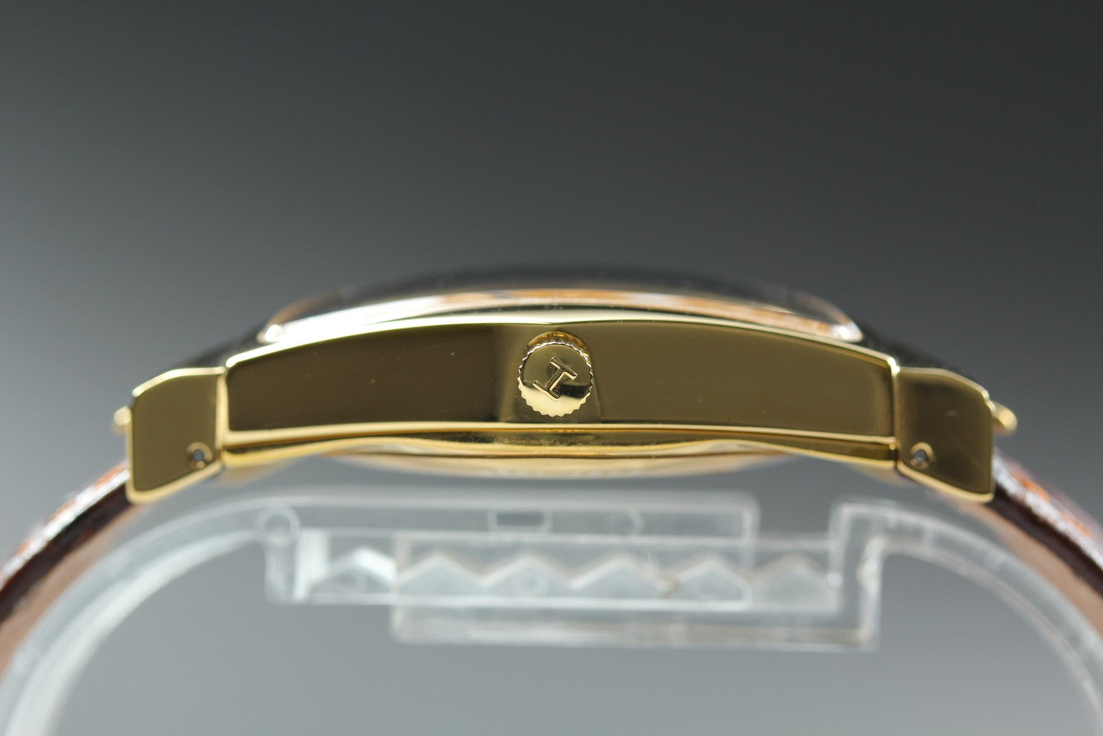 Rare Hamilton Ventura H244410 50th Anniversary Limited 1000 Quartz Watch 32mm JP