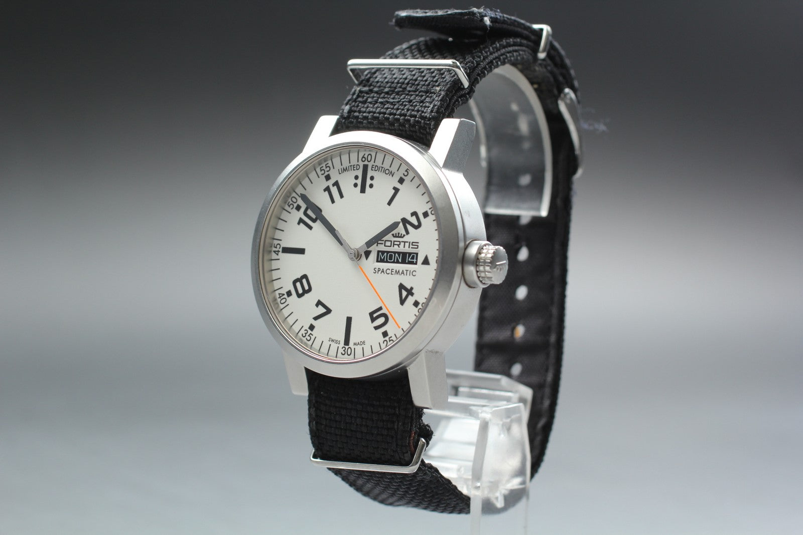 FORTIS Spacematic 623.22.158.1 Limited Edition Automatic Men's Watch 40mm JAPAN