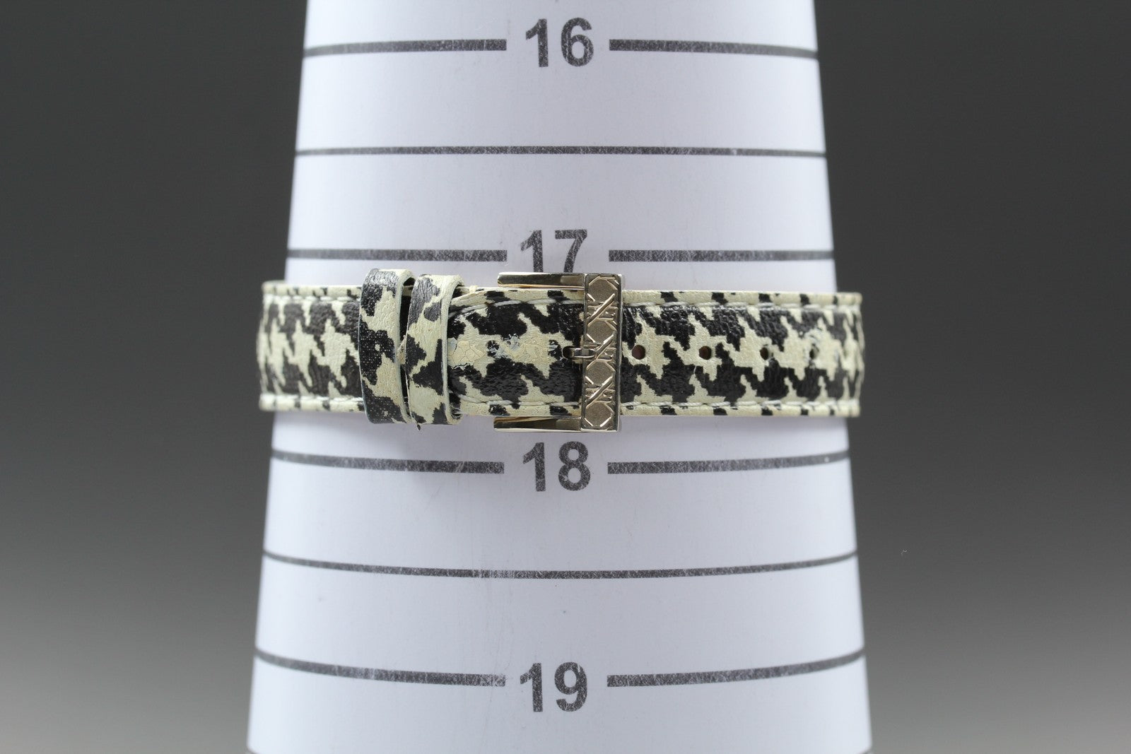 [Exc+5] Christian Dior D60-109 La Parisienne Silver 19mm Women's Quartz Watch