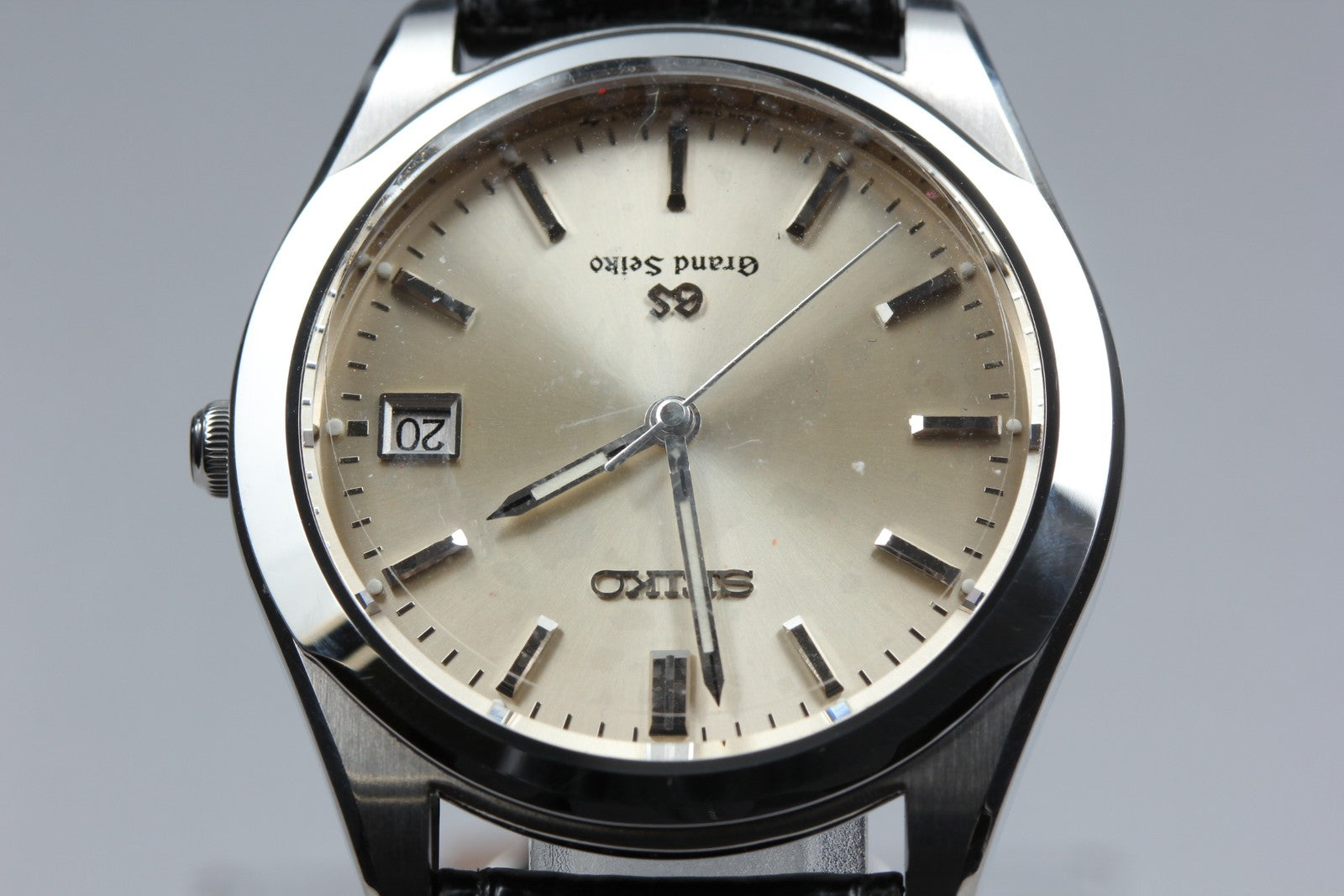 Vintage SEIKO Grand Seiko 8N65-8000 Quartz Men's Watch 36mm JAPAN Box