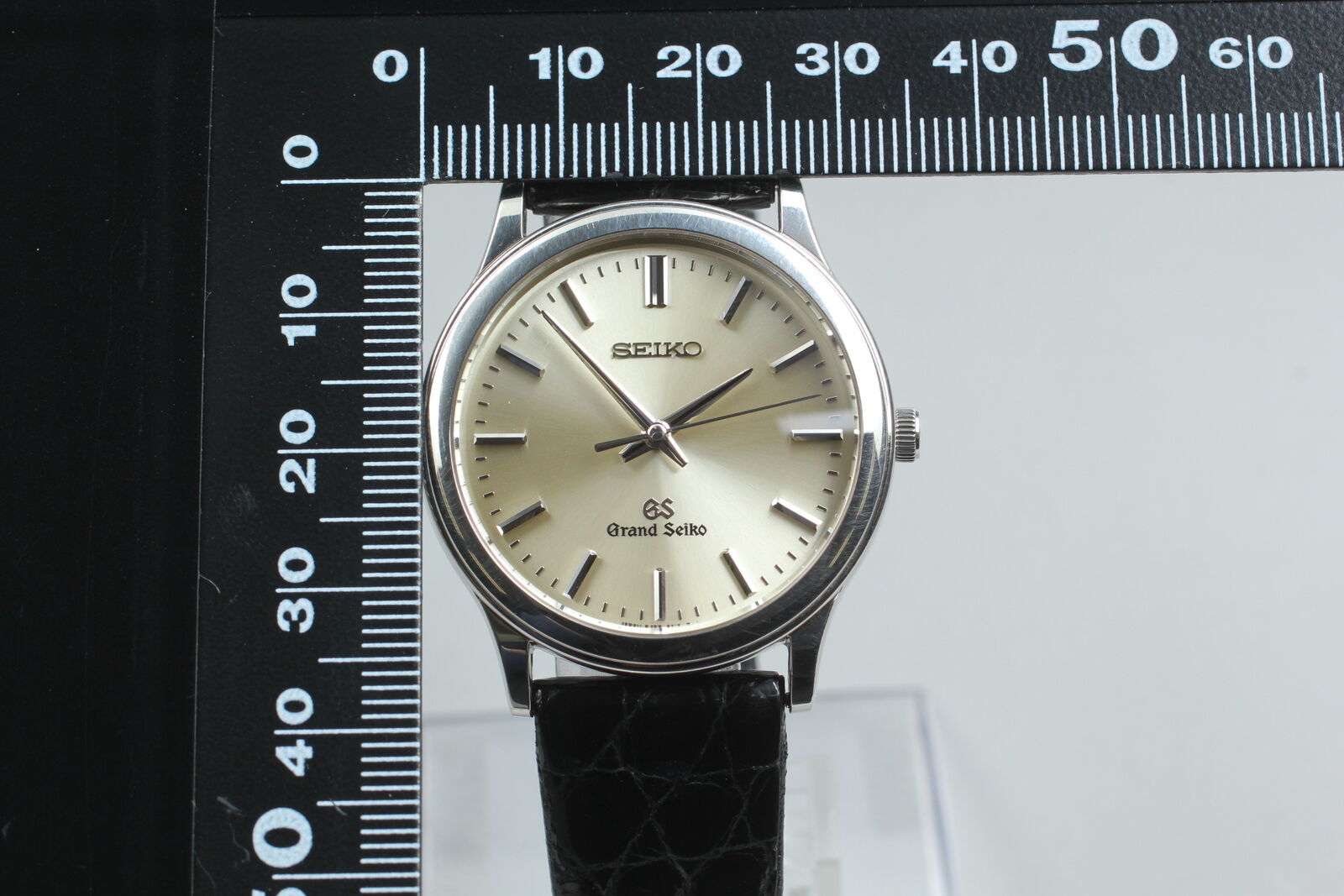 [Near MINT-] SEIKO Grand SEIKO GS 8J55-0A10 Silver Men's Quartz Watch From JAPAN