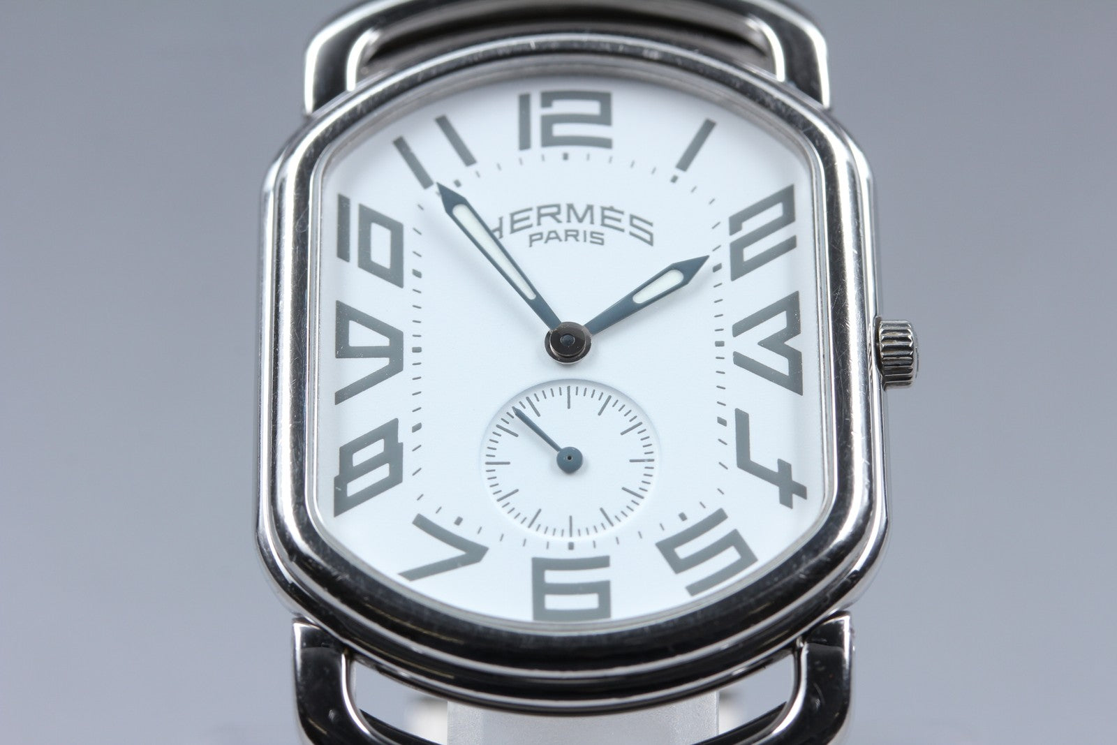 [Exc+5 Box] HERMES Rally RA1.810 White Dial Silver 31mm Quartz Men's Watch