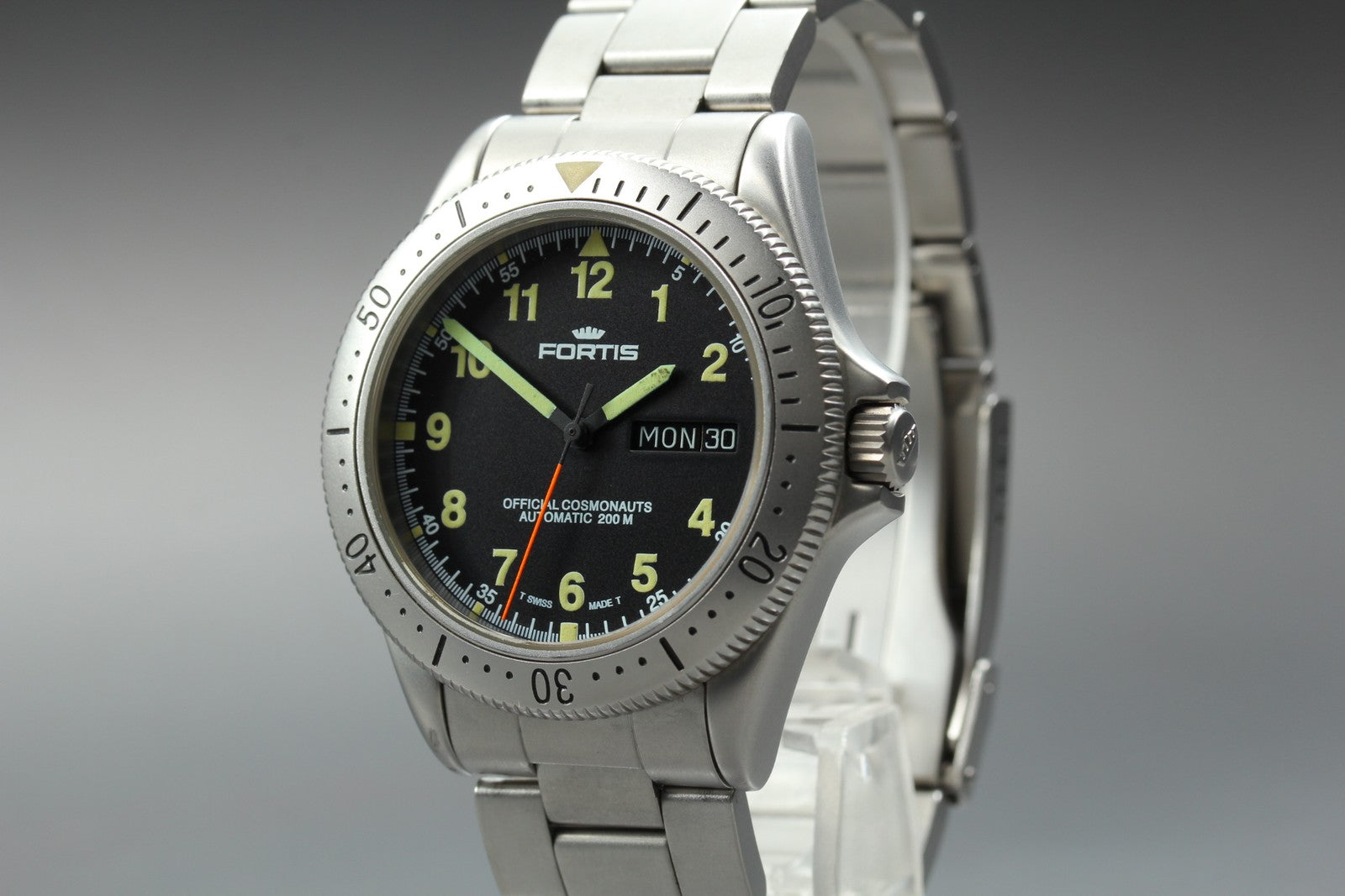 FORTIS Cosmonauts 610.22.158 Automatic Black Day/Date Men's Watch 39mm JP Exc+4
