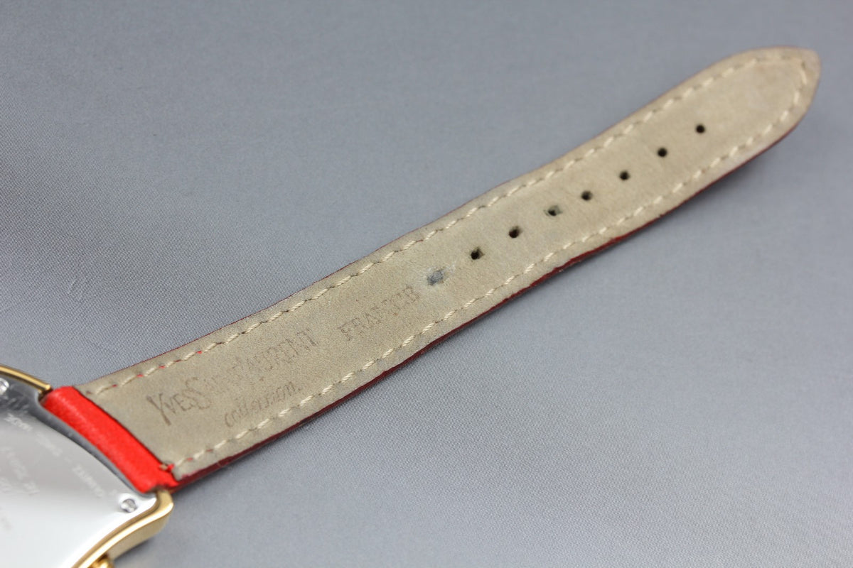 Yves Saint Laurent Heart Gold Red Leather 30mm Women's Watch Quartz Vintage